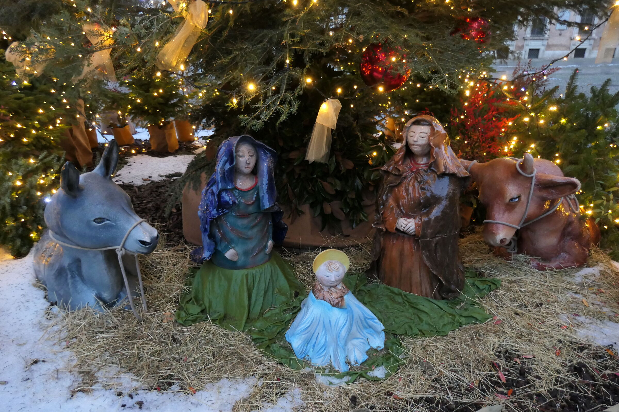 Nativity scene in Piazza Roma - Modena...
