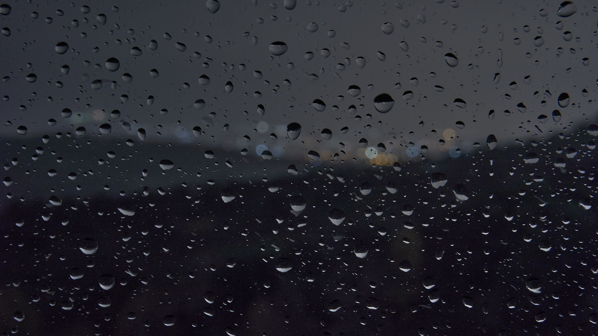 Rain on window 4...