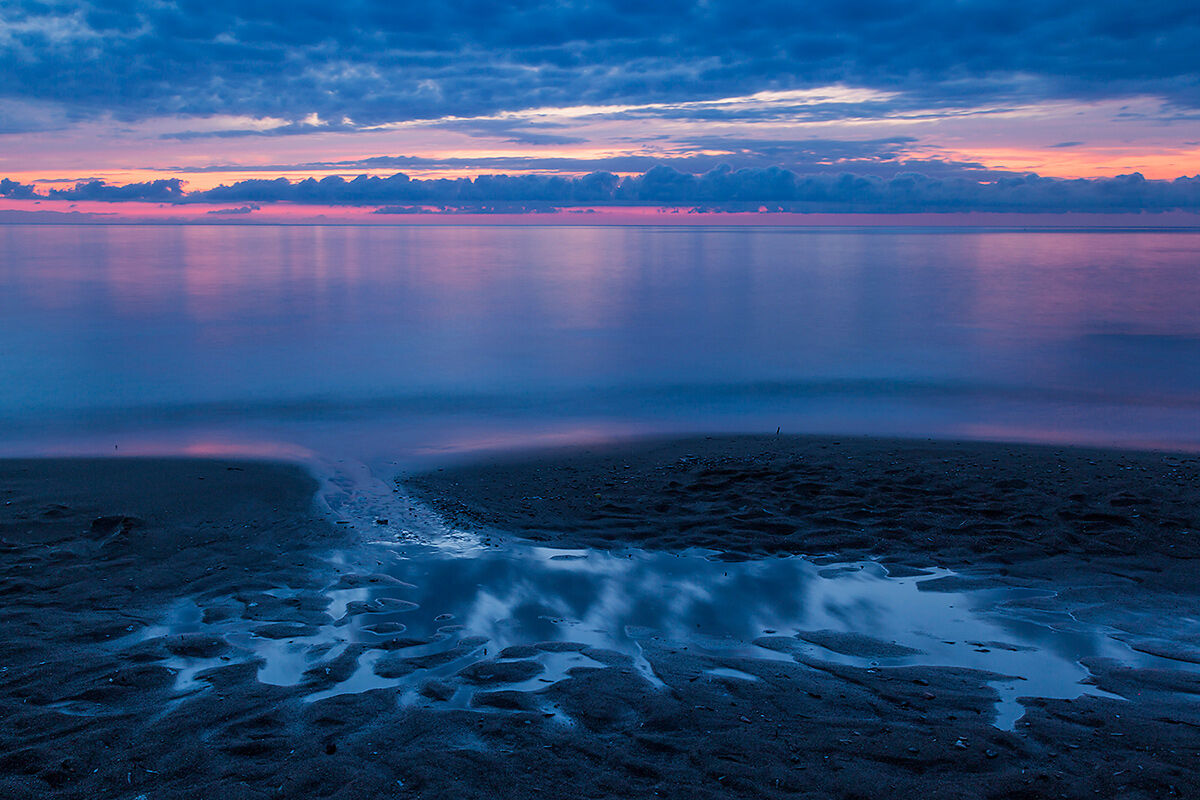 sunset over the Tyrrhenian Sea ...