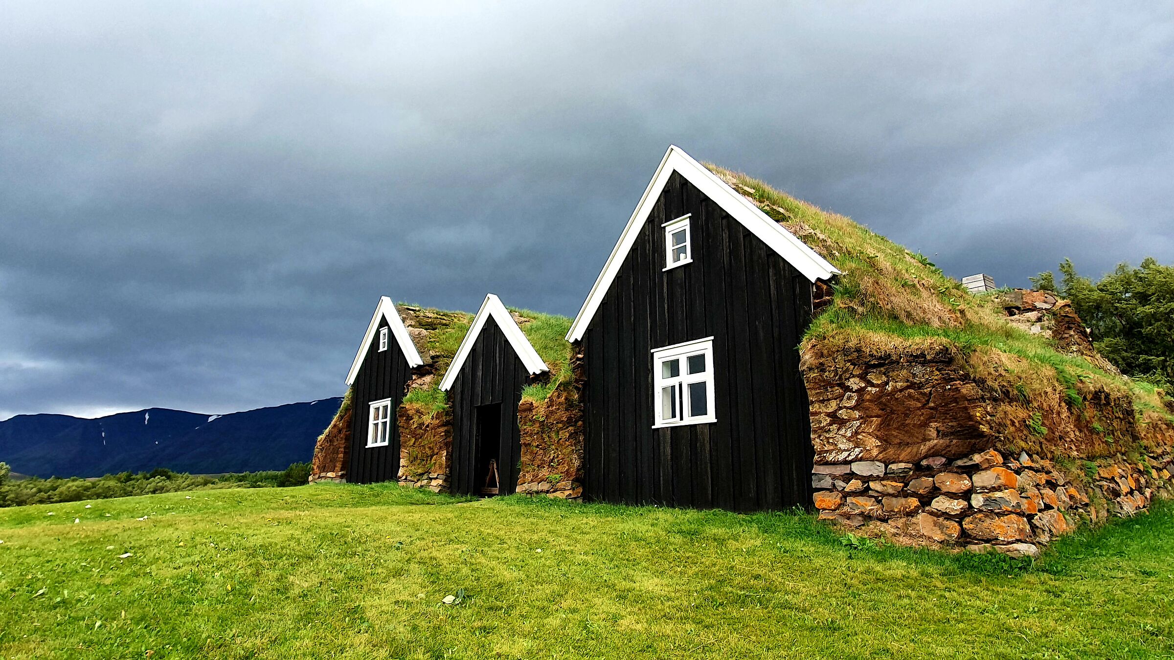 TURF HOUSE 2...