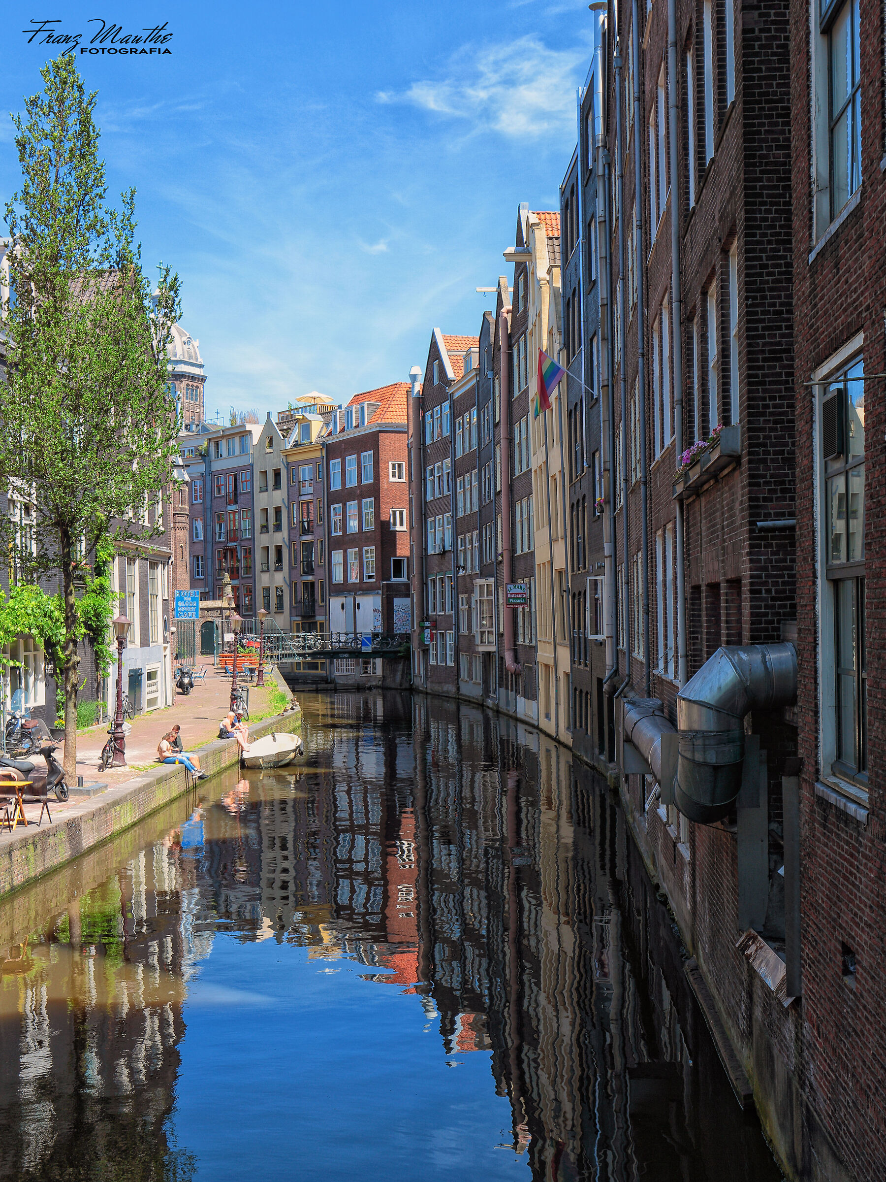 Amsterdam - A curved canal...
