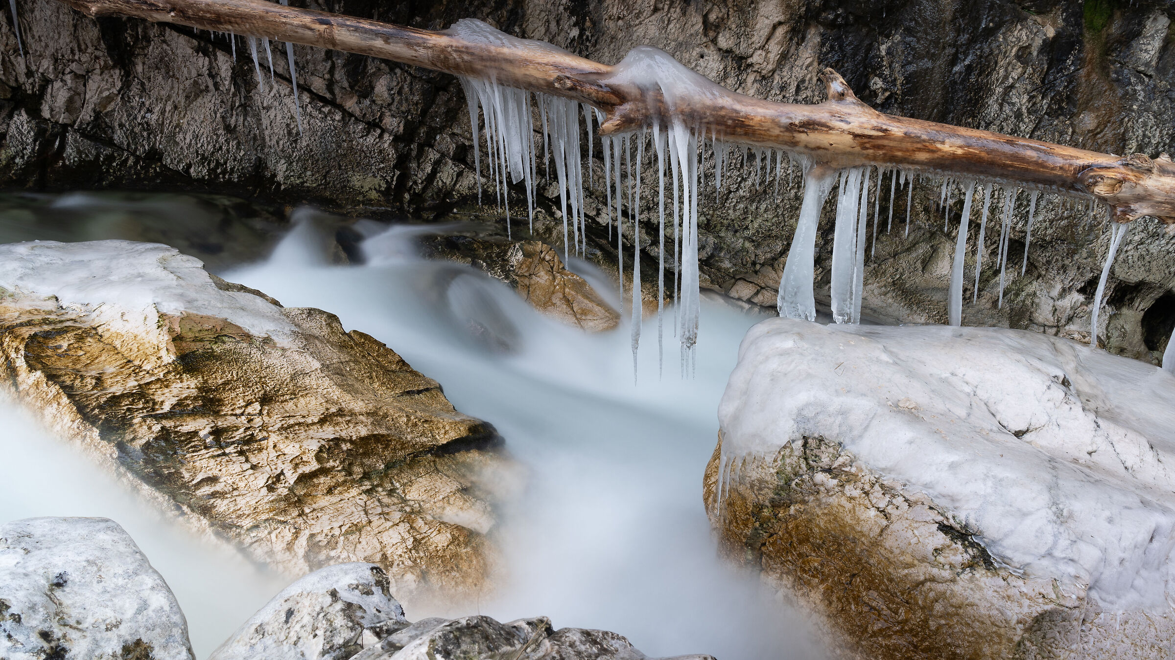 Ice and water - Slacche - Trentino...