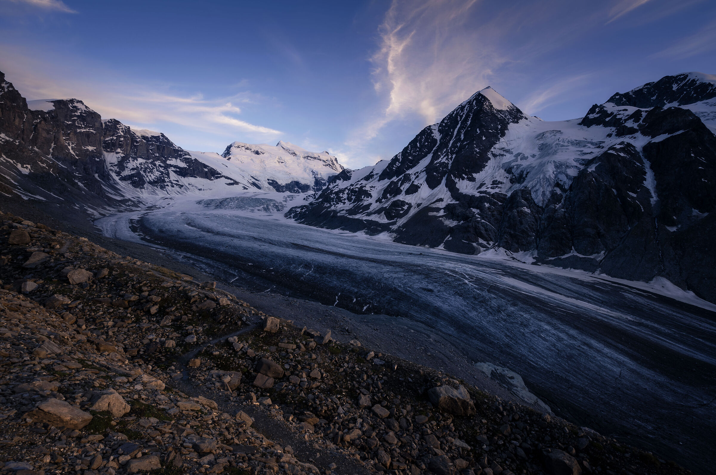 Grand Combin - Corbassiere Glacier...