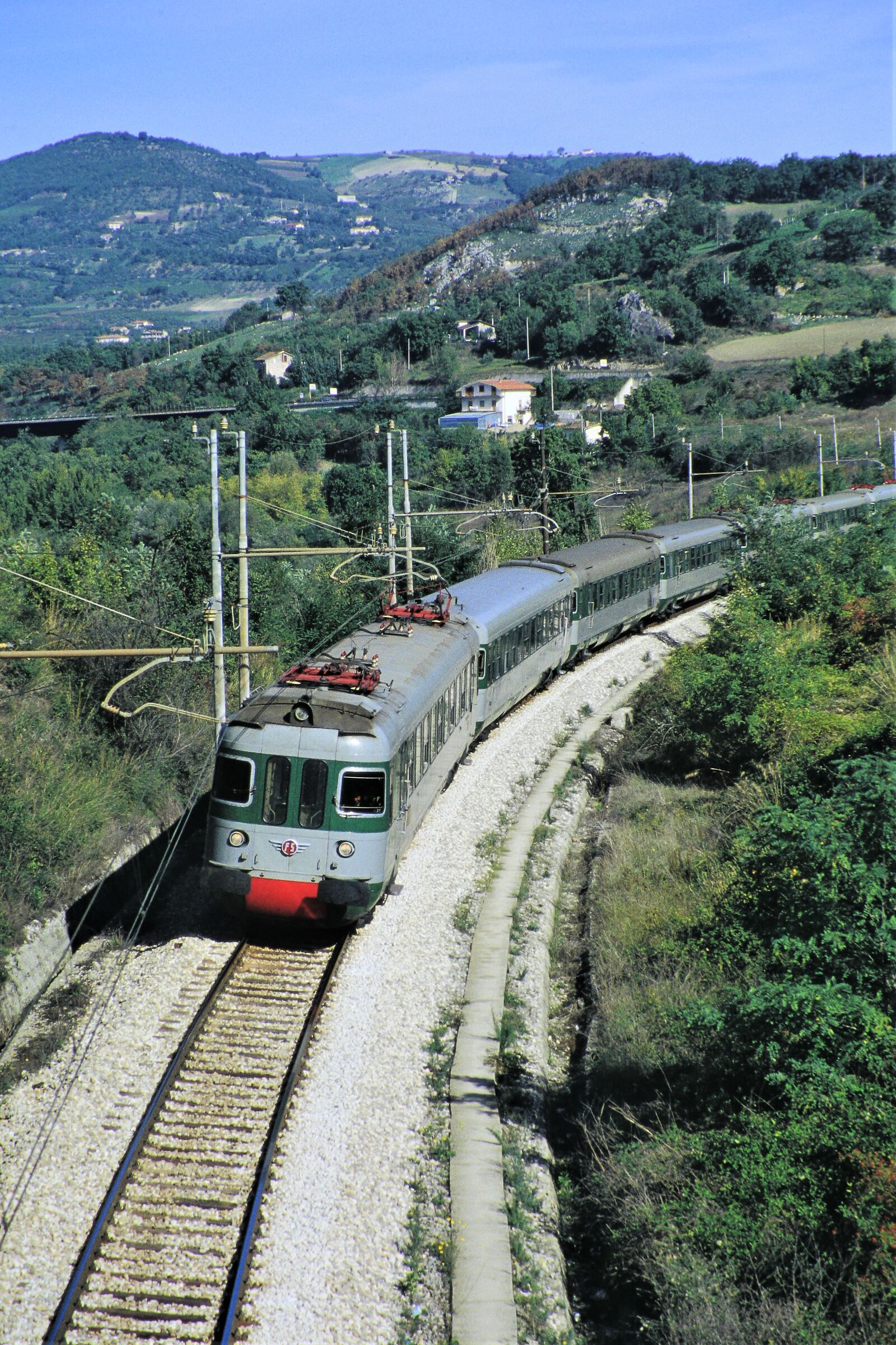 Composizione di Ale 601 + Le 780 - IC Roma-Bari (1994)...