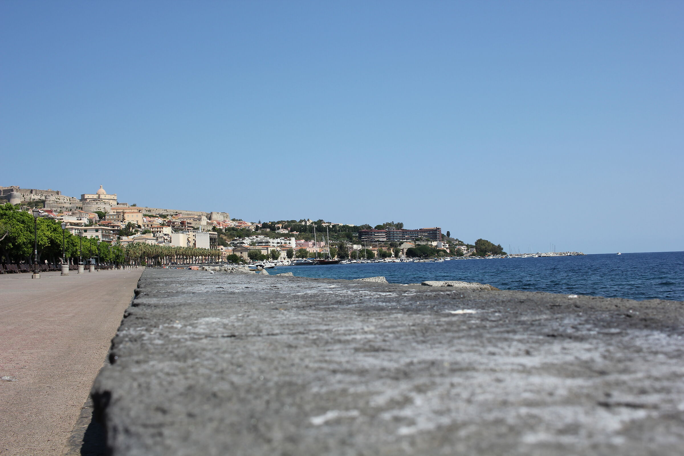 Passaggiata Marina Garibaldi in Milazzo - Sicily (ME)...
