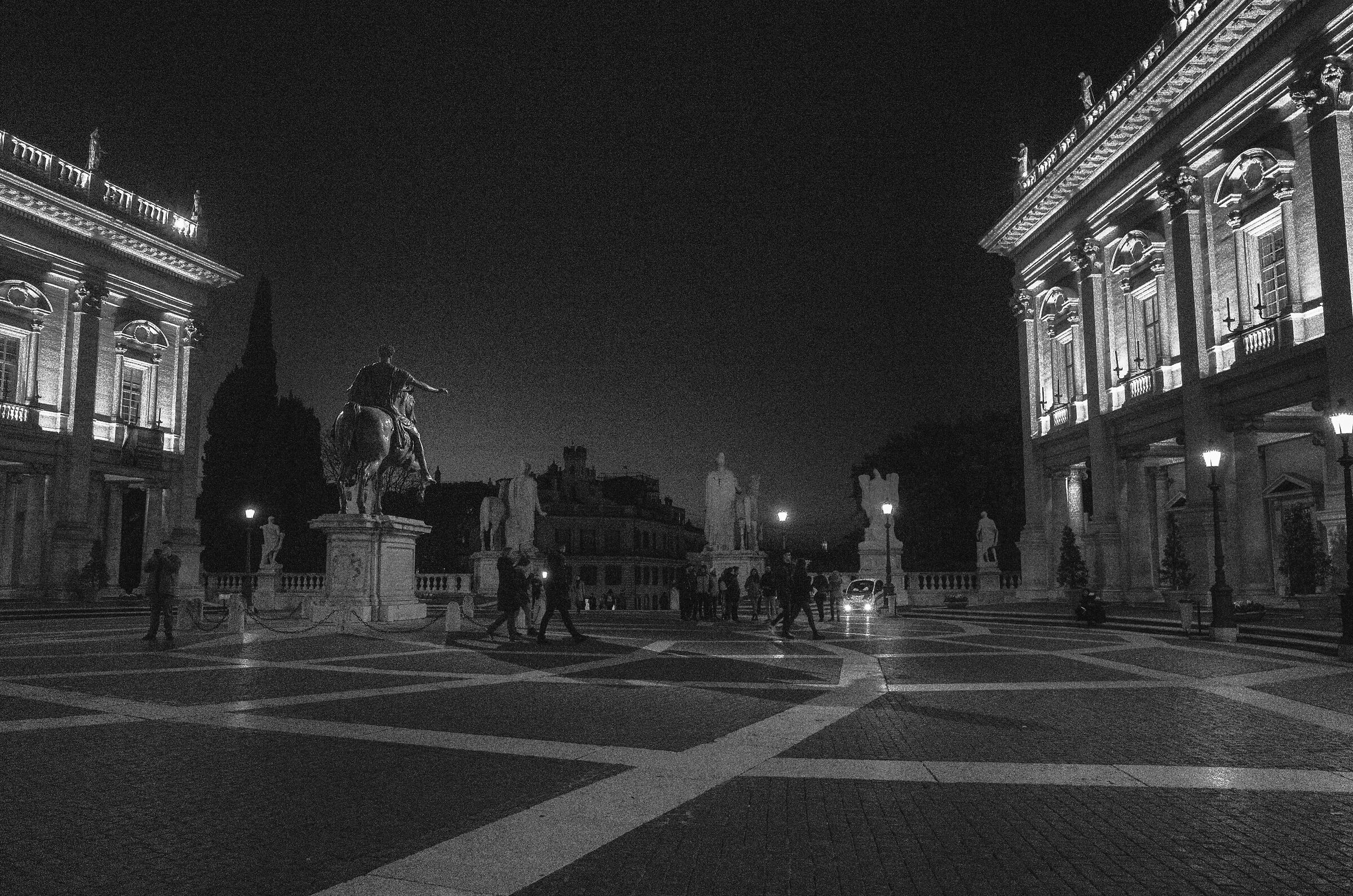 Roma in notturna...