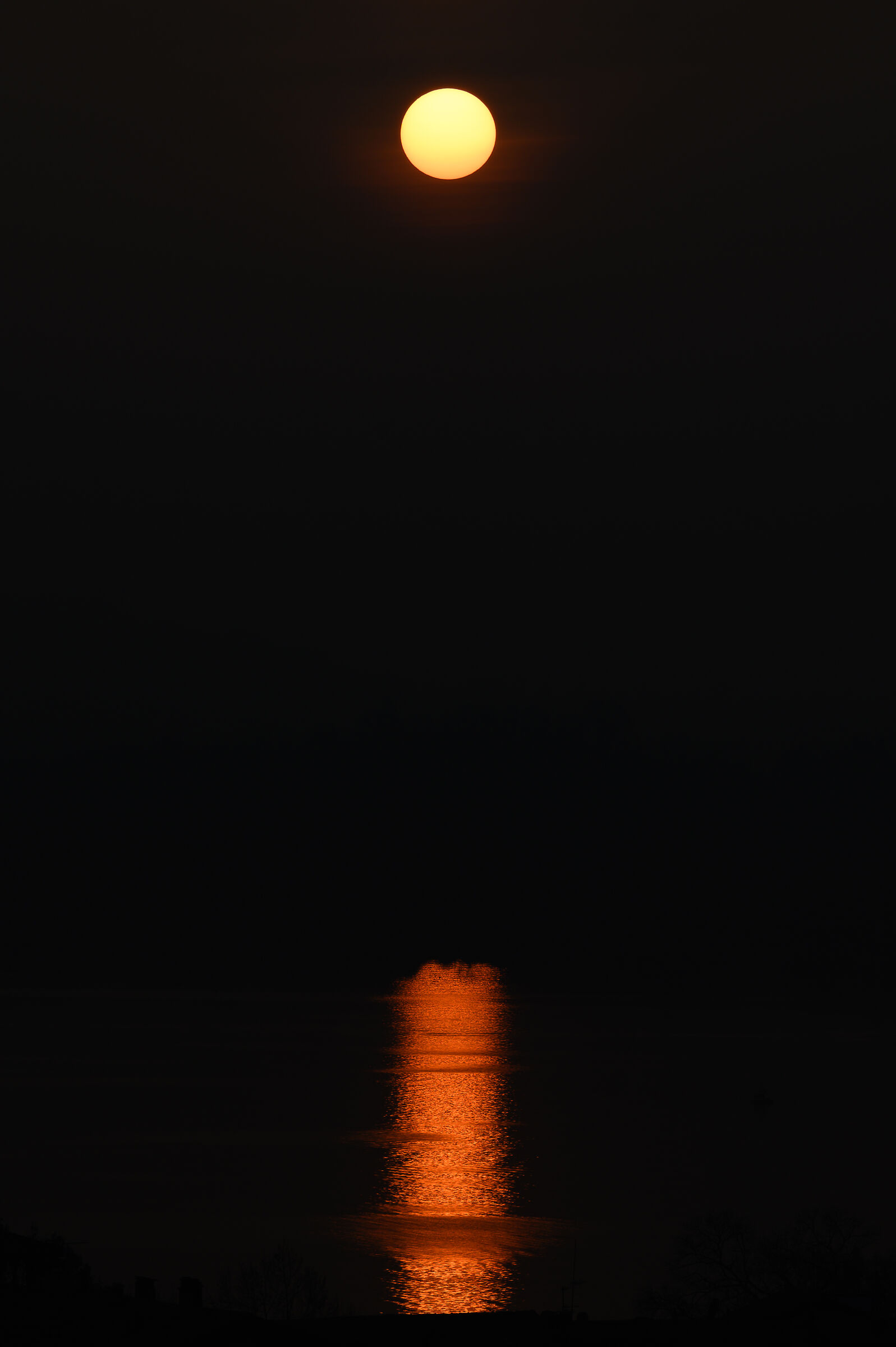tramonto sul lago di varese...