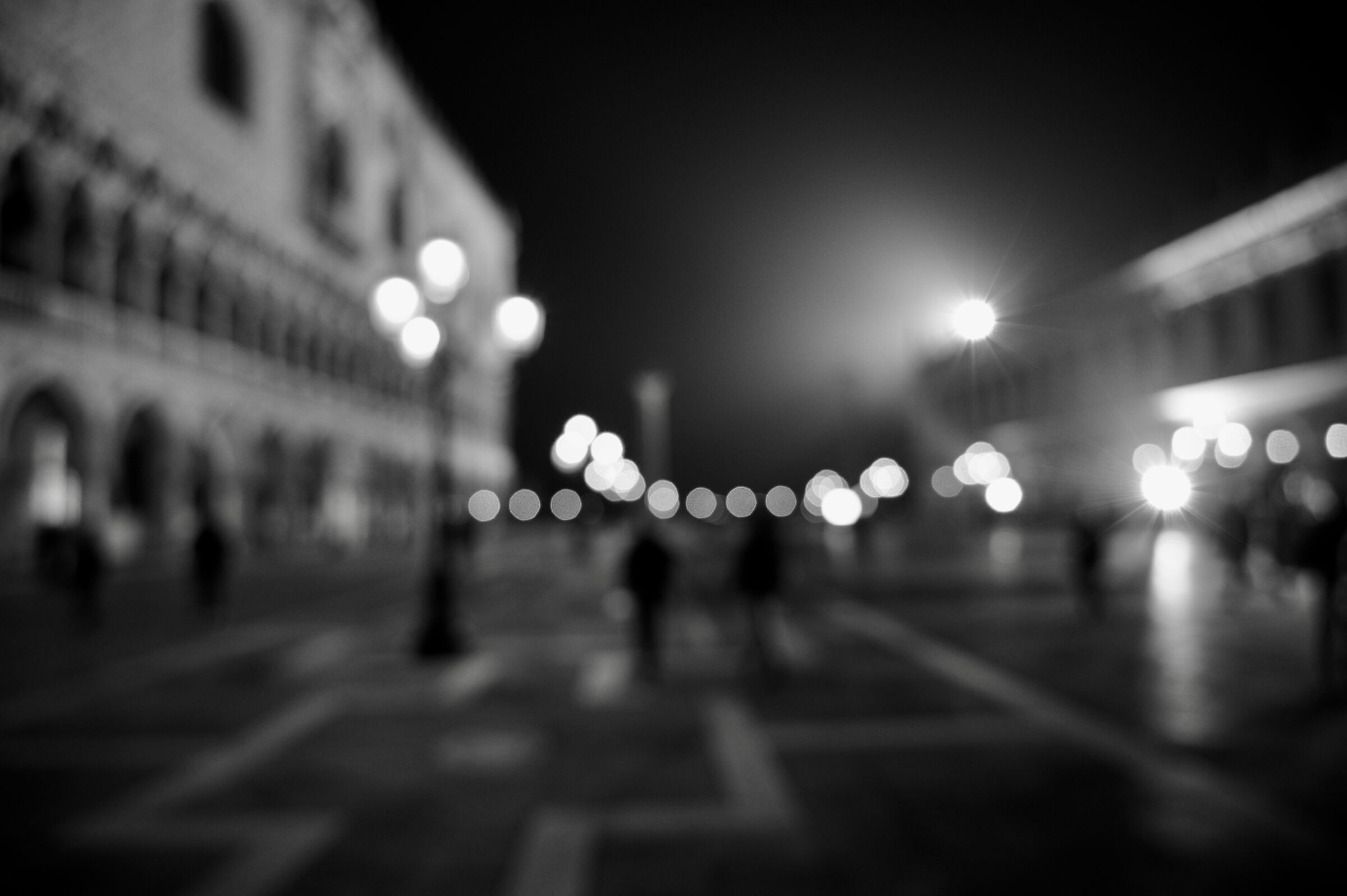 Venetian blurry...