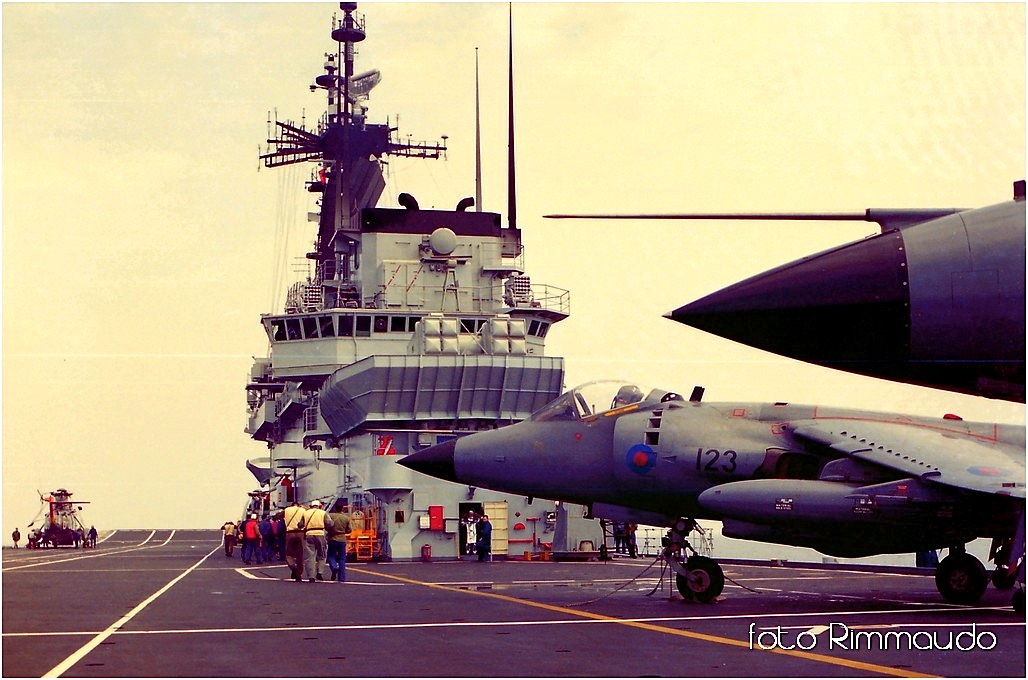 attivita di volo su nave Garibaldi- 1990-91...