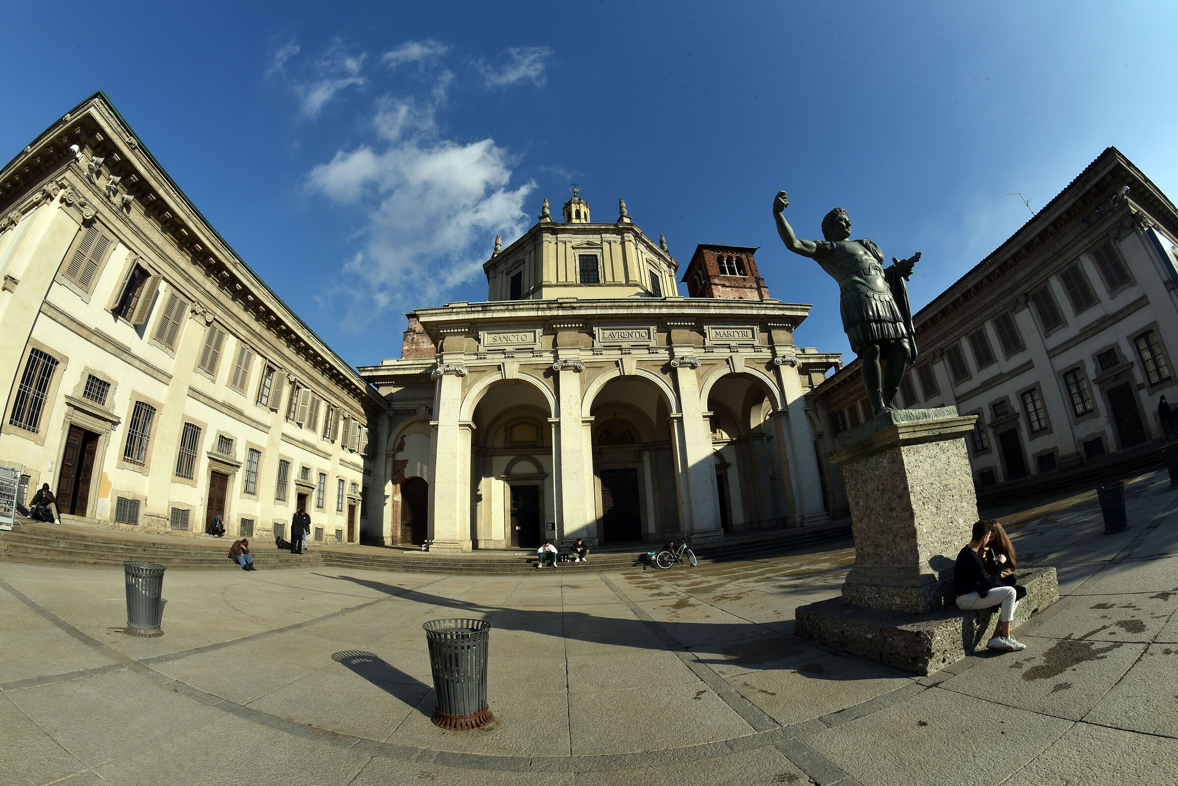 Basilica San Lorenzo (Milan)...