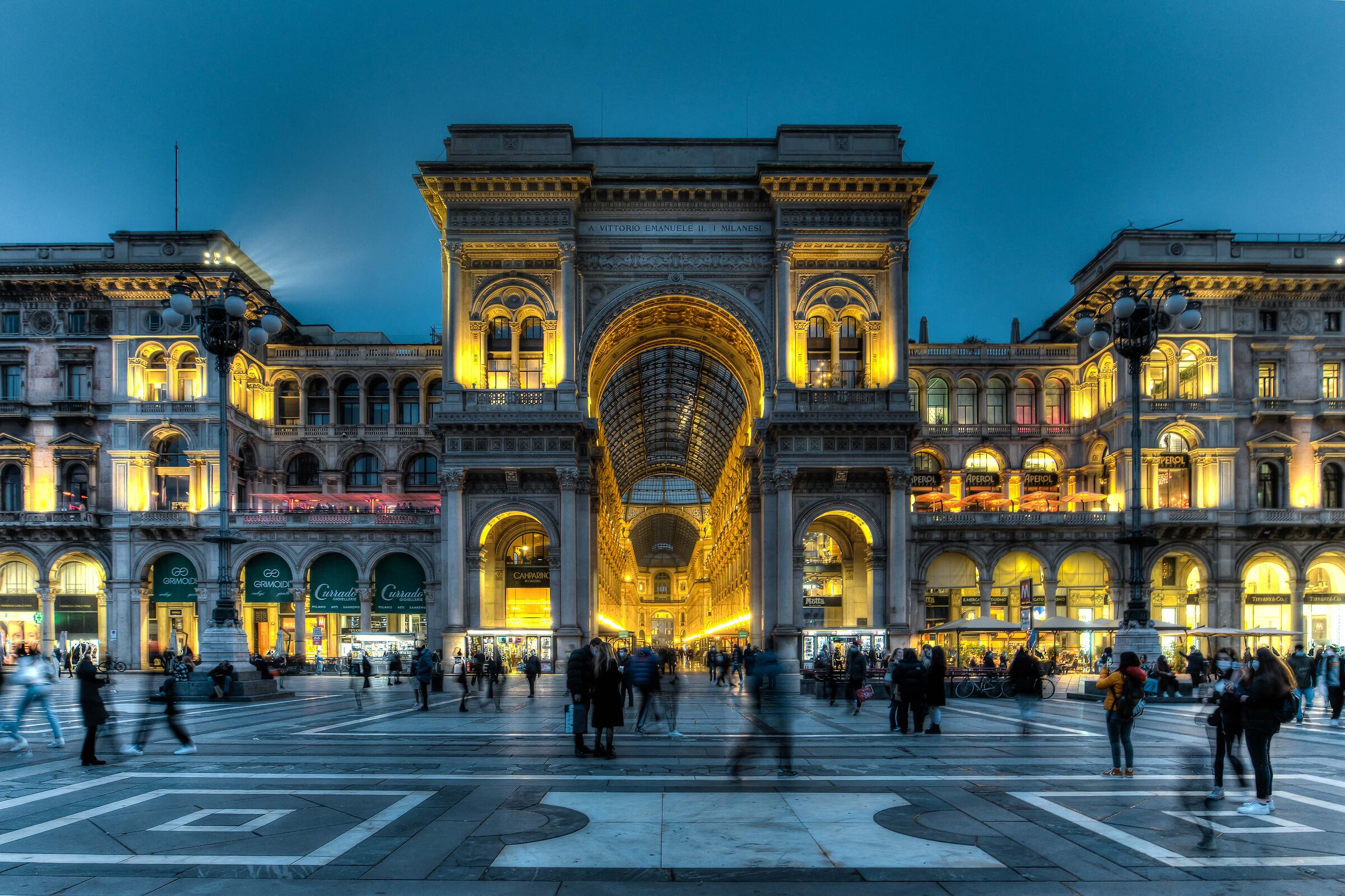 Galleria Vittorio Emanuele ll...
