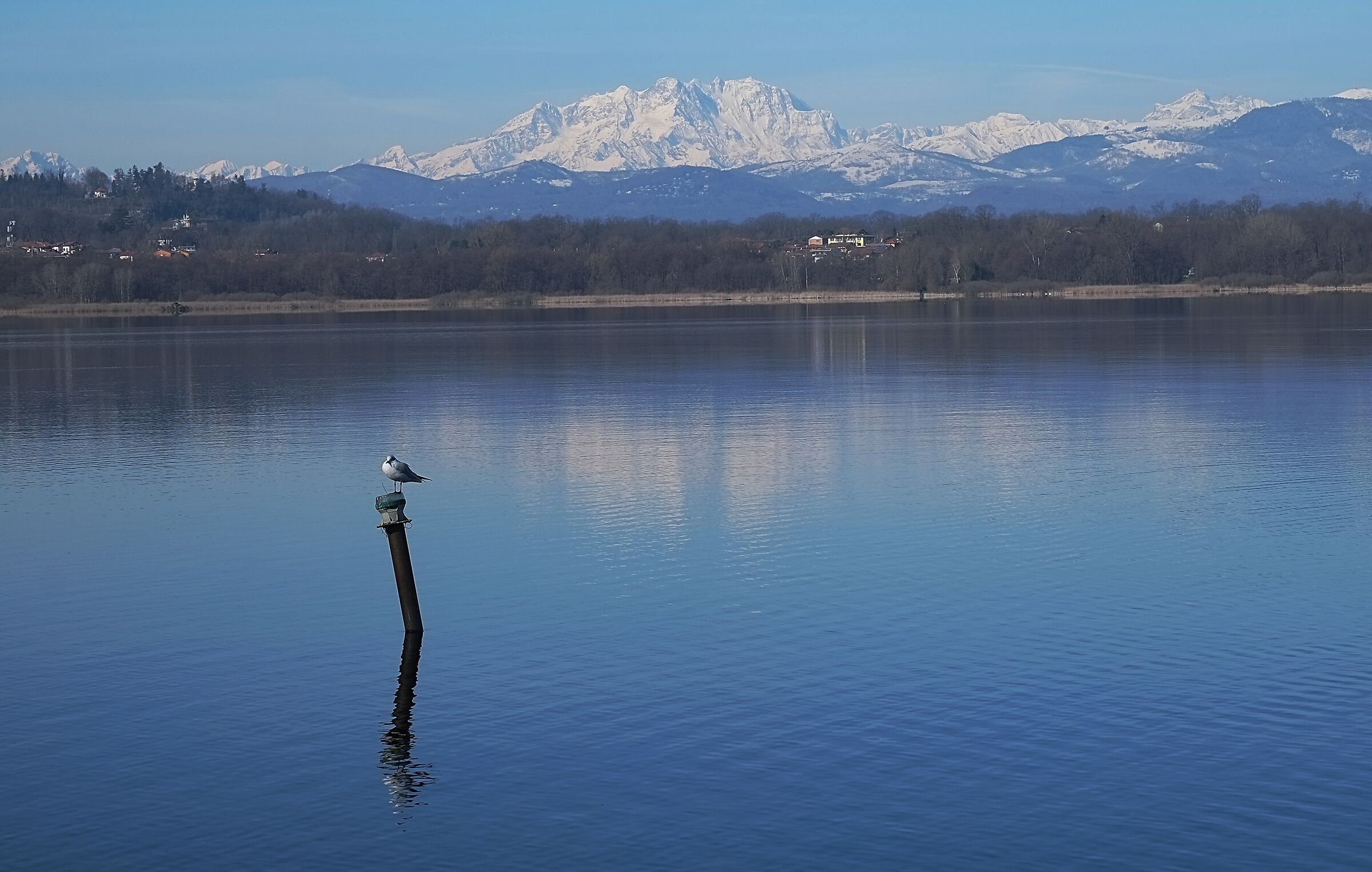 Cazzago Brabbia :Lago di Varese...