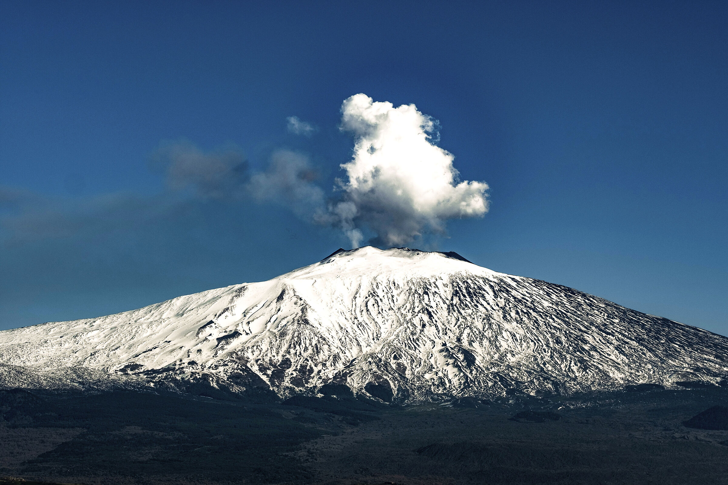 Etna and its puffs...