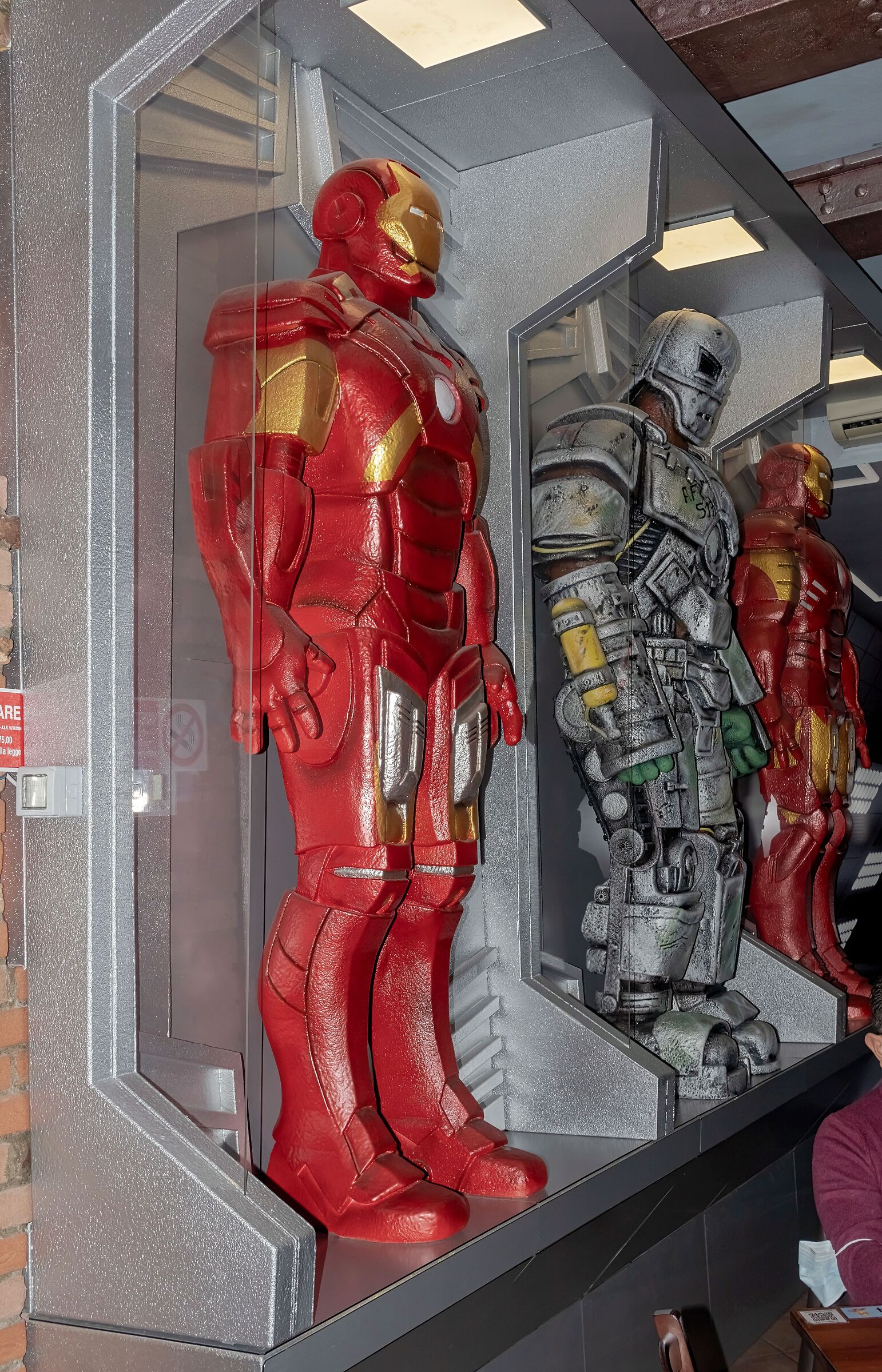 the 3 armors of Iron Man 17/10/2020...