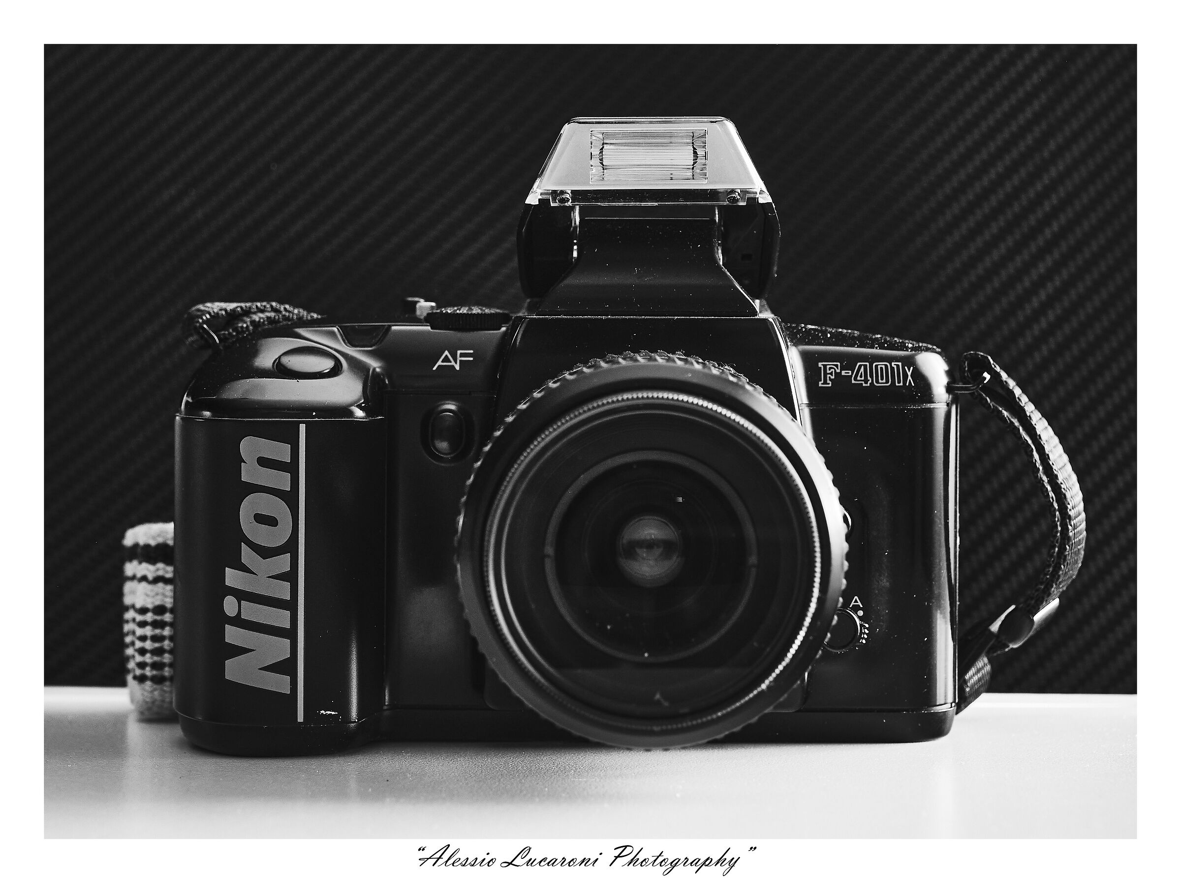 Nikon f-401  Nikkor 35-80mm f/4-5.6...