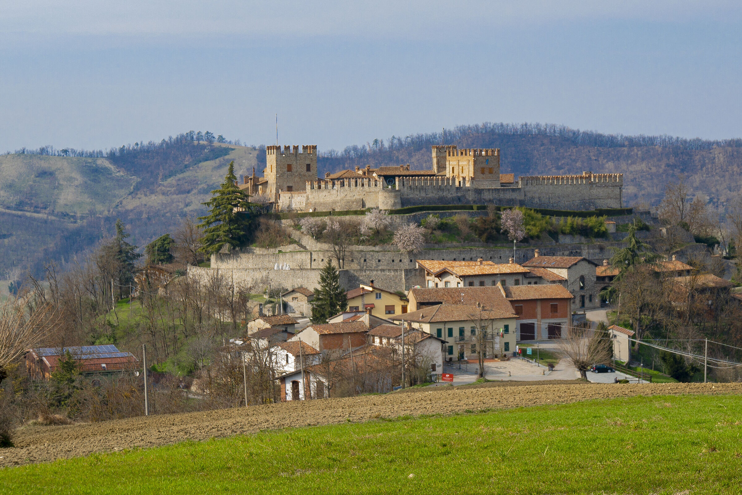 Château de Montesegale...