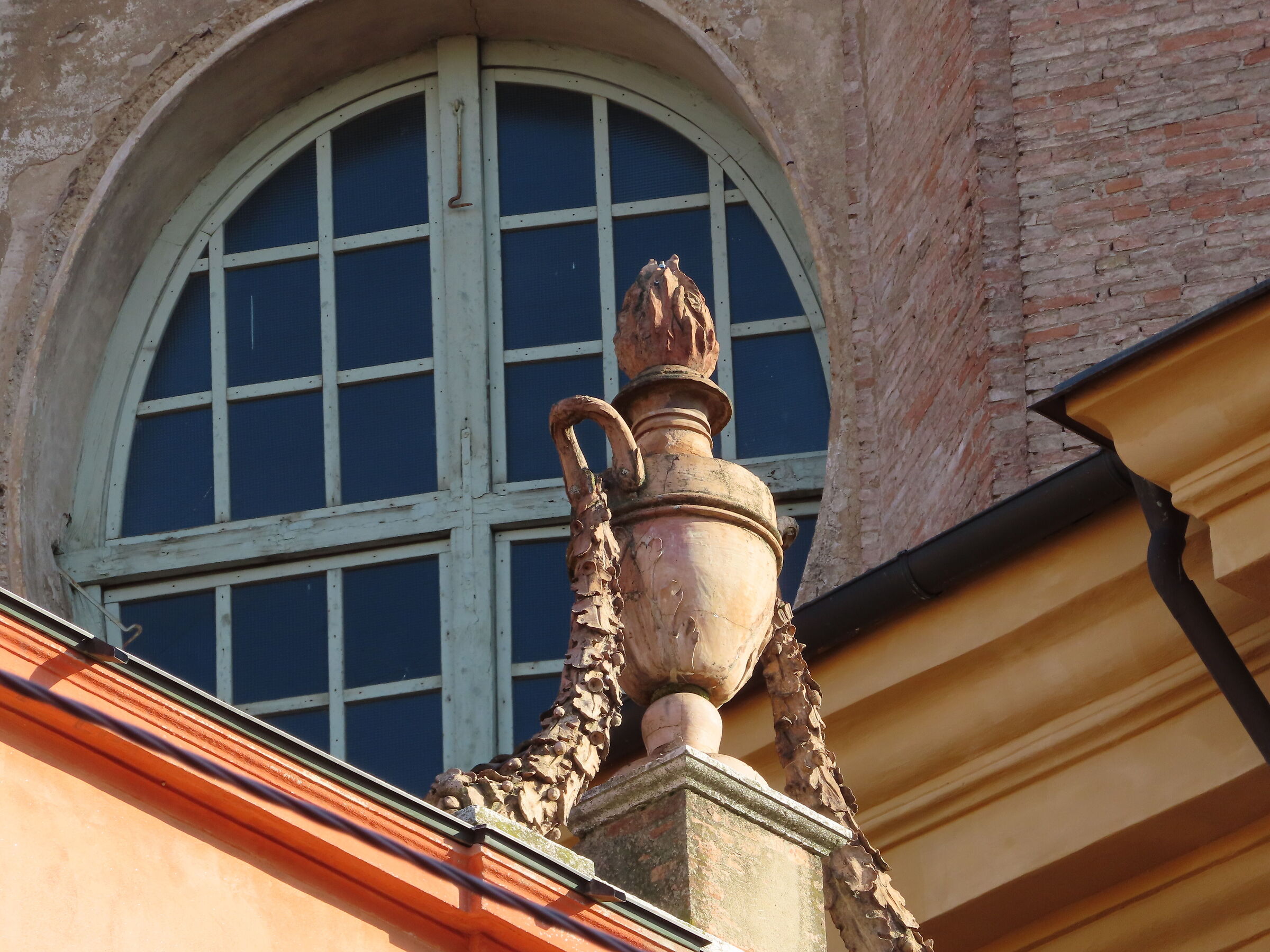 Details of San Domenico in Modena...