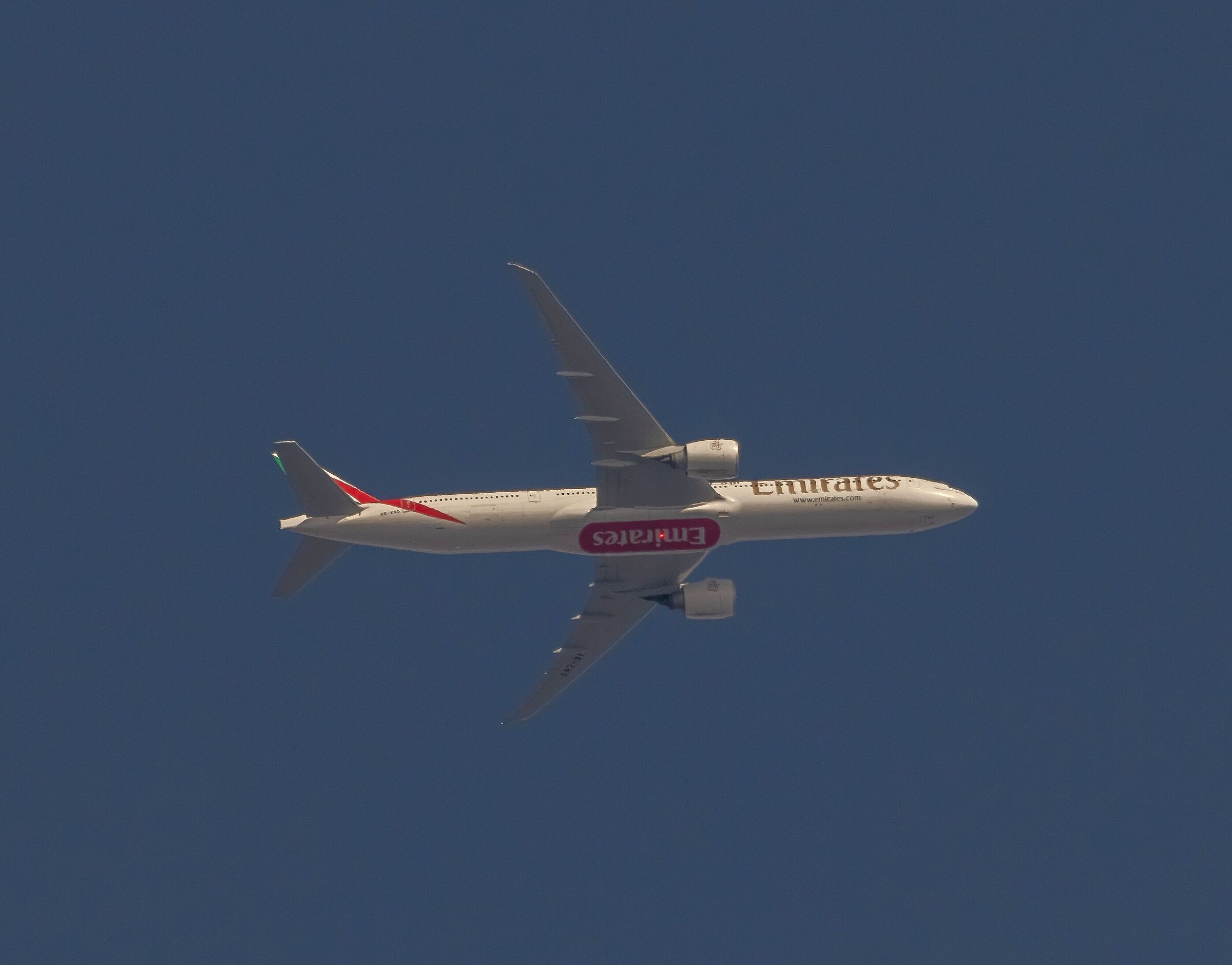emirates boeing777-31h airliner 16/02/2021...