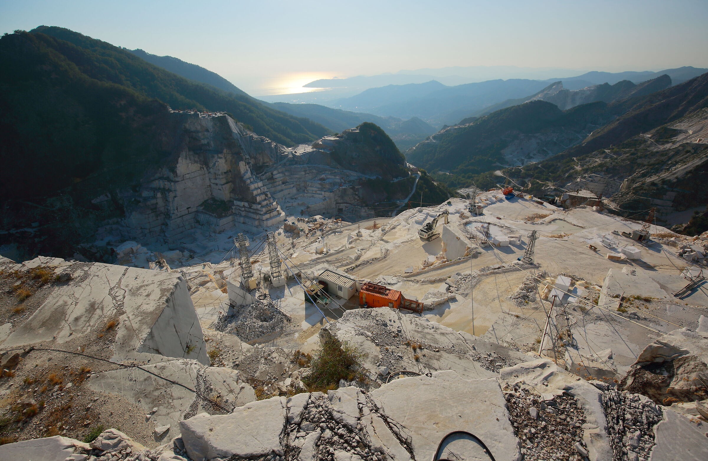 The landscape of the Gioia quarry ...