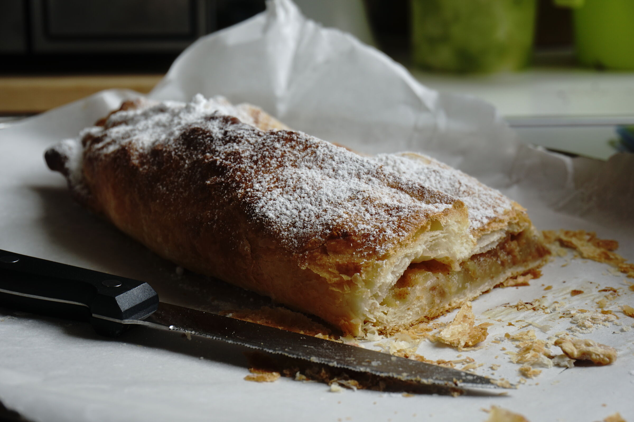 in the afternoon... strudel...