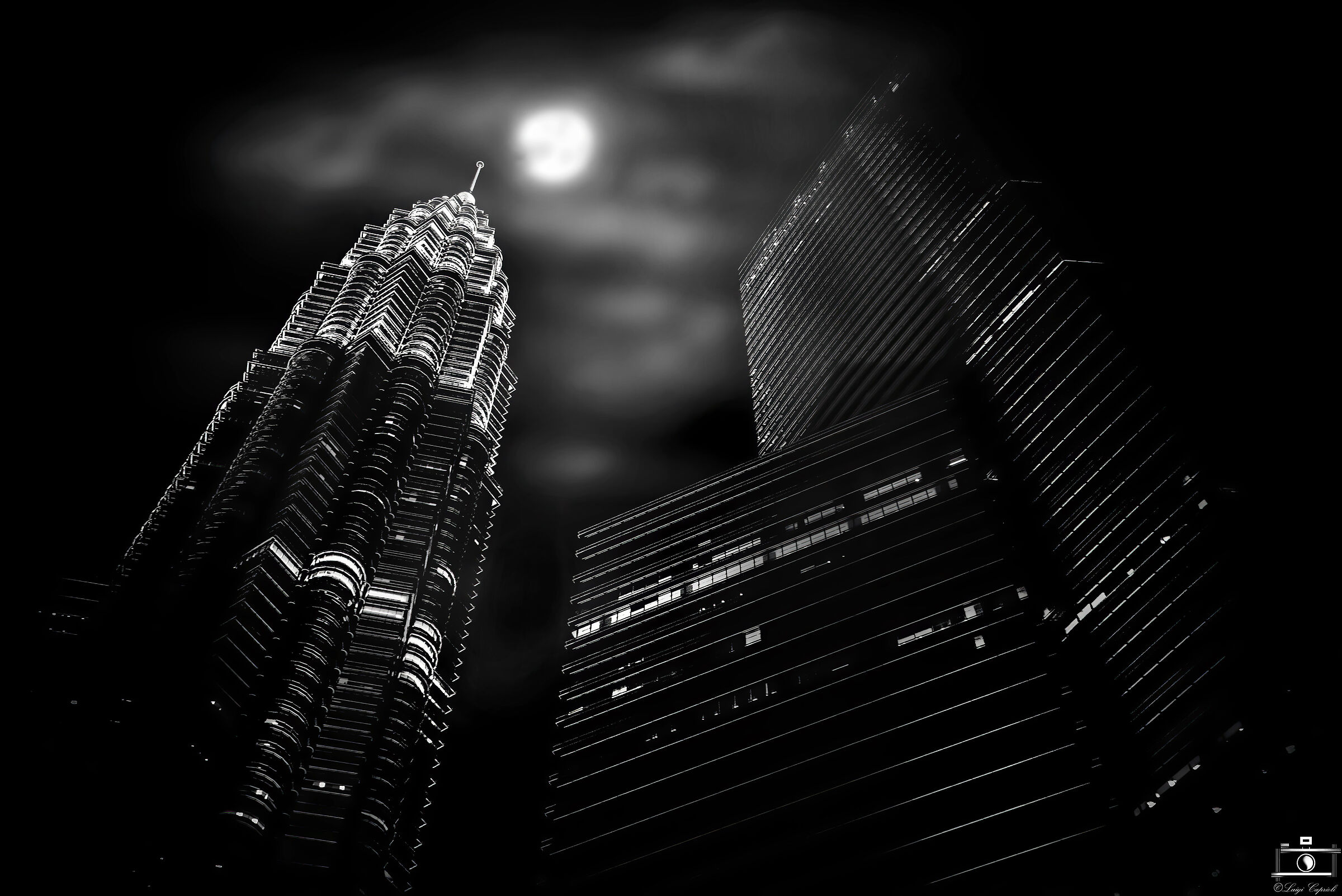 Kuala Lumpur... o Gotham City?...