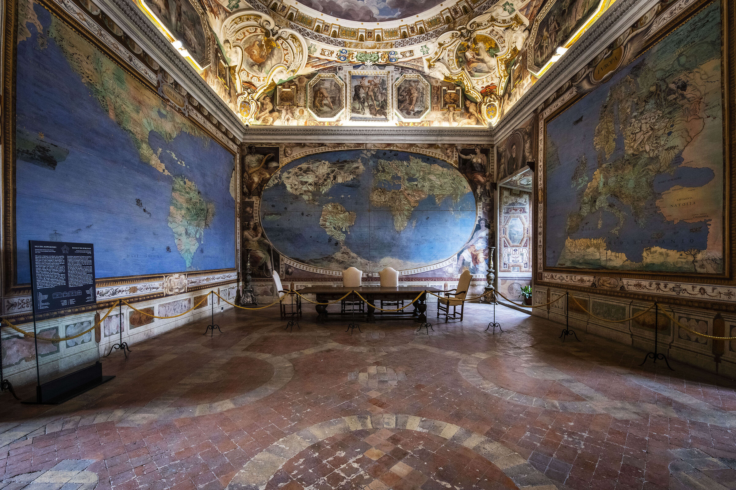 Farnese Palace, Caprarola (VT). interiors...