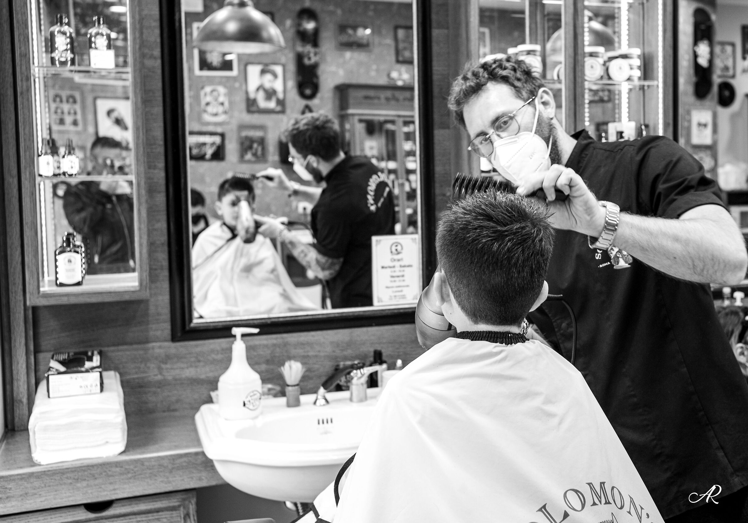 Barber Shop 4...