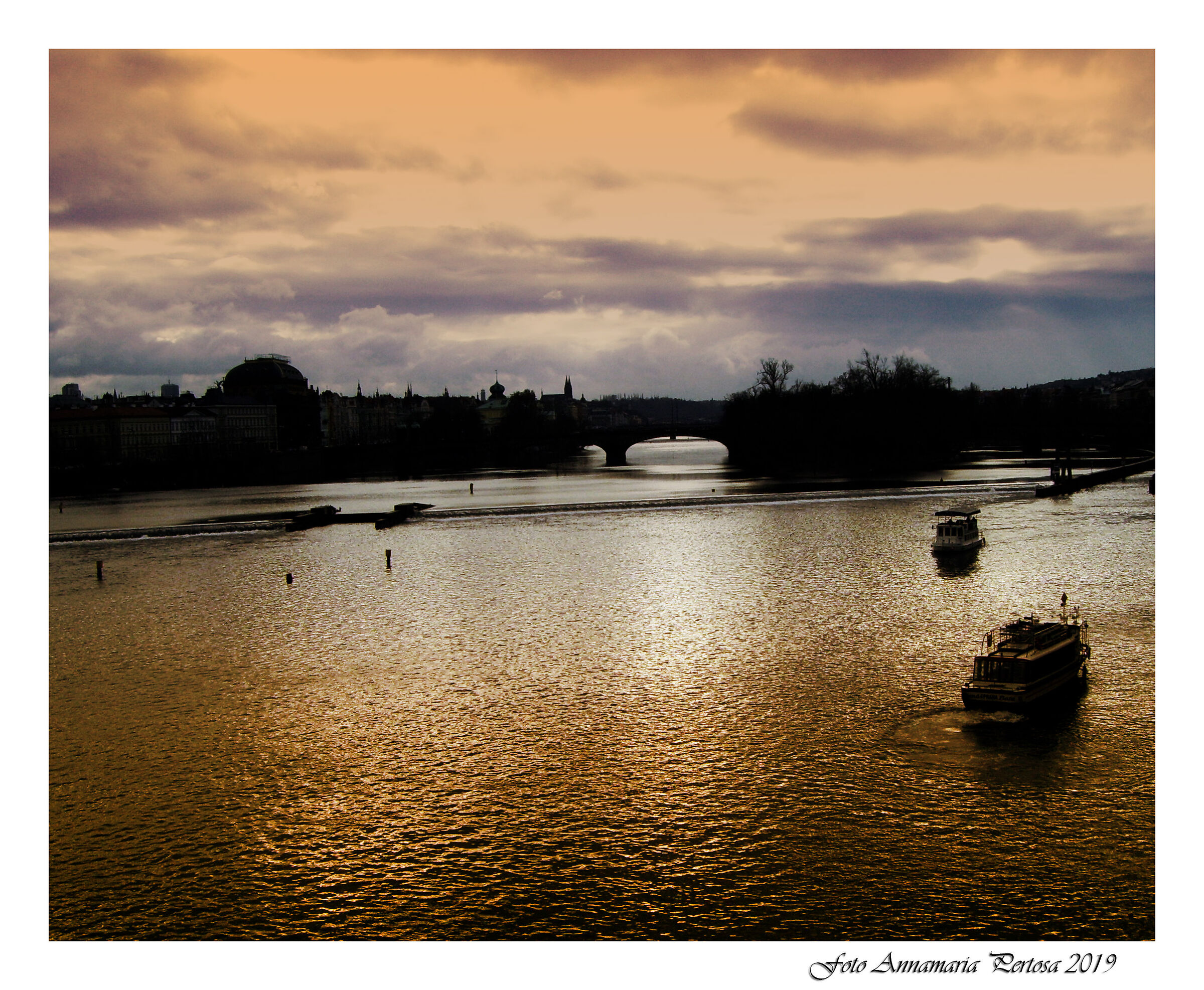 Charm and poetry of the Vltava...