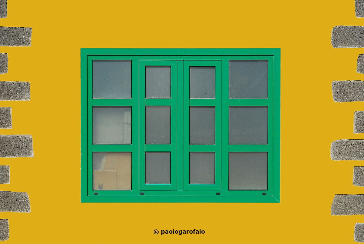 Minimal in yellow and green...