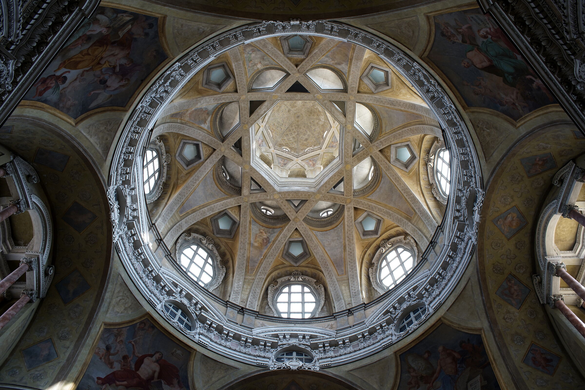 cupola di  San Lorenzo (ob Konica hexanon 28 3.5)...