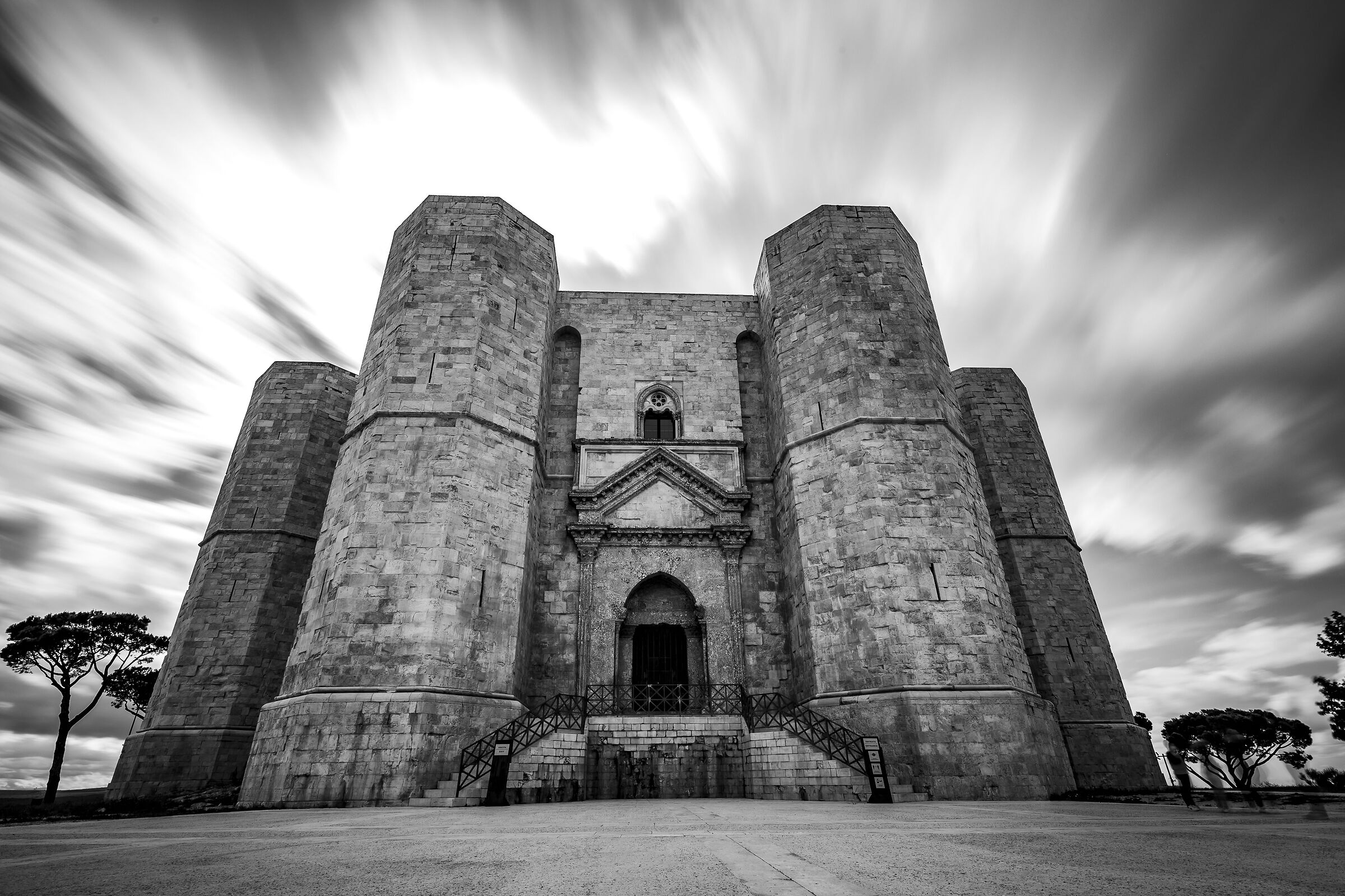 Castel del Monte, Castel...