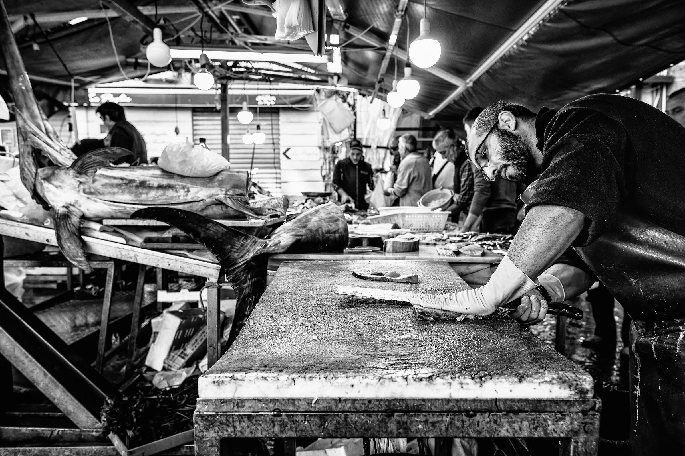 " The fishmonger in the streets of Catania "...