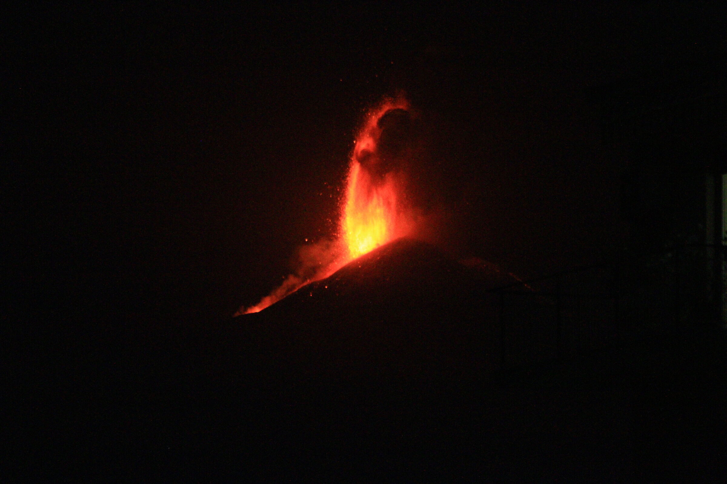 Etna eruption of May 24, 2021...