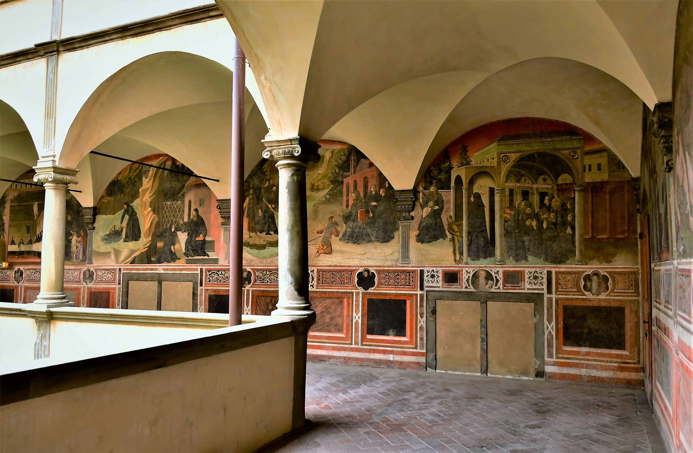 cloister of the Florentine abbey....