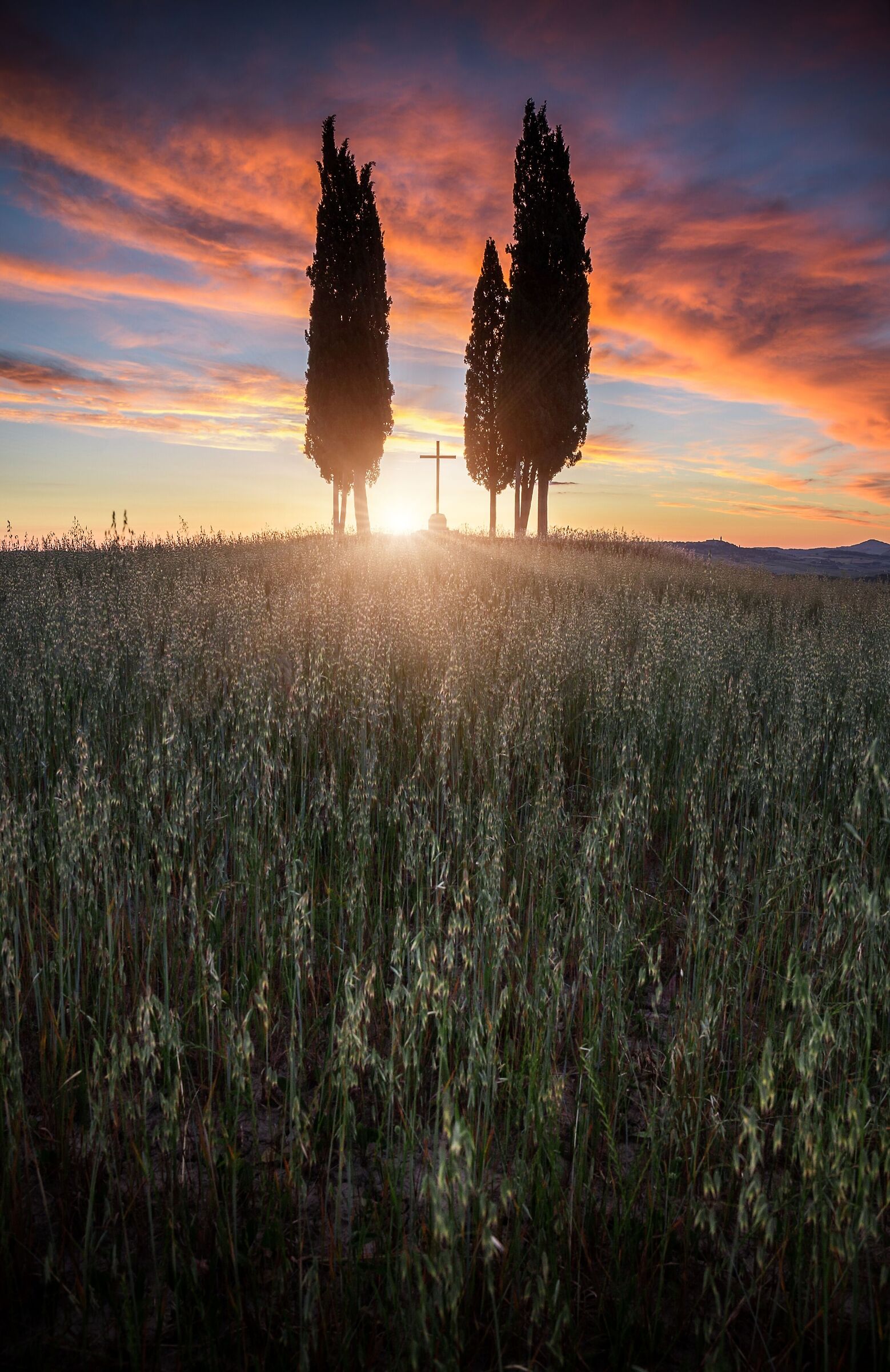Sunrise in val d'orcia...