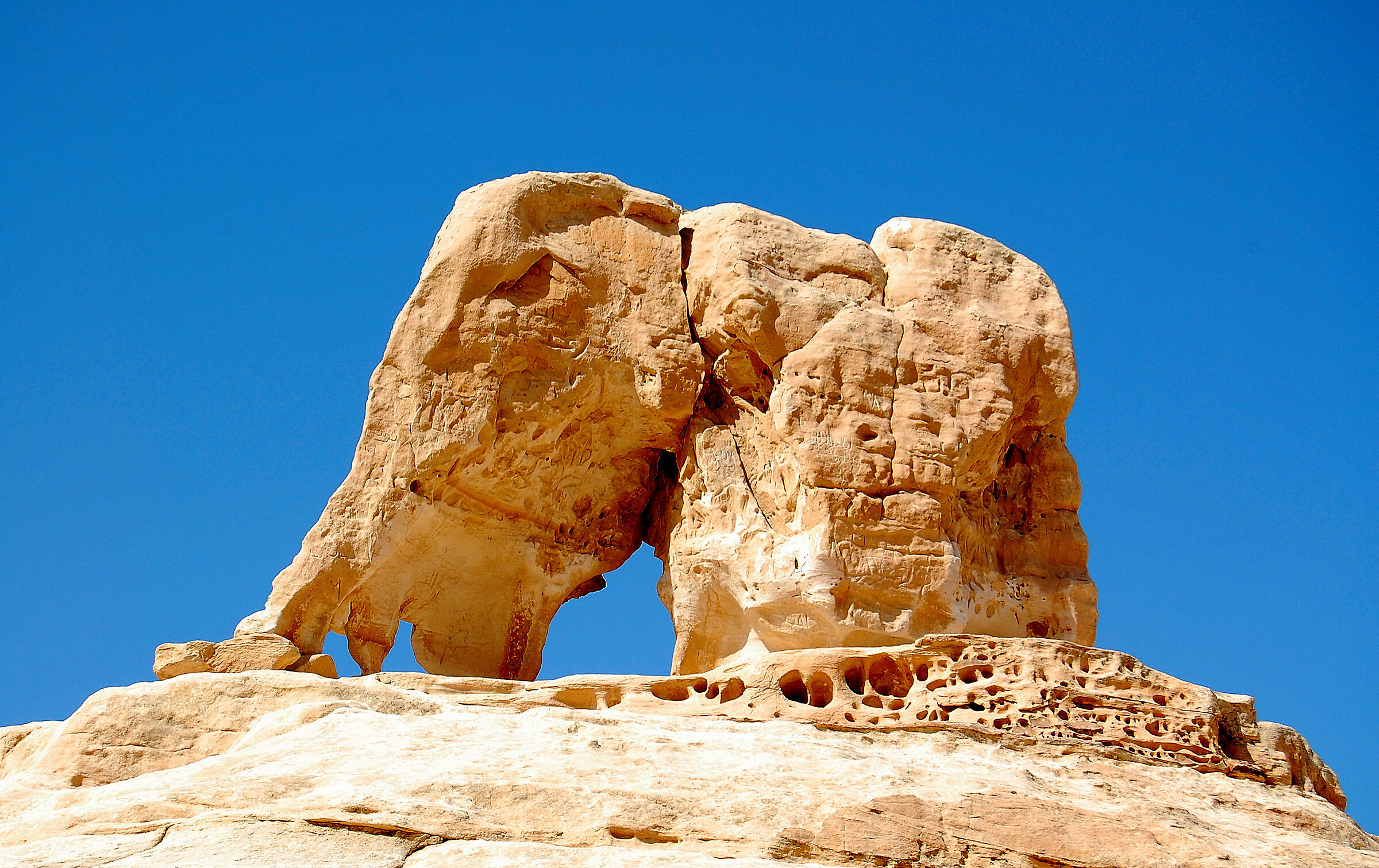 Giordania: l'elefante di pietra...