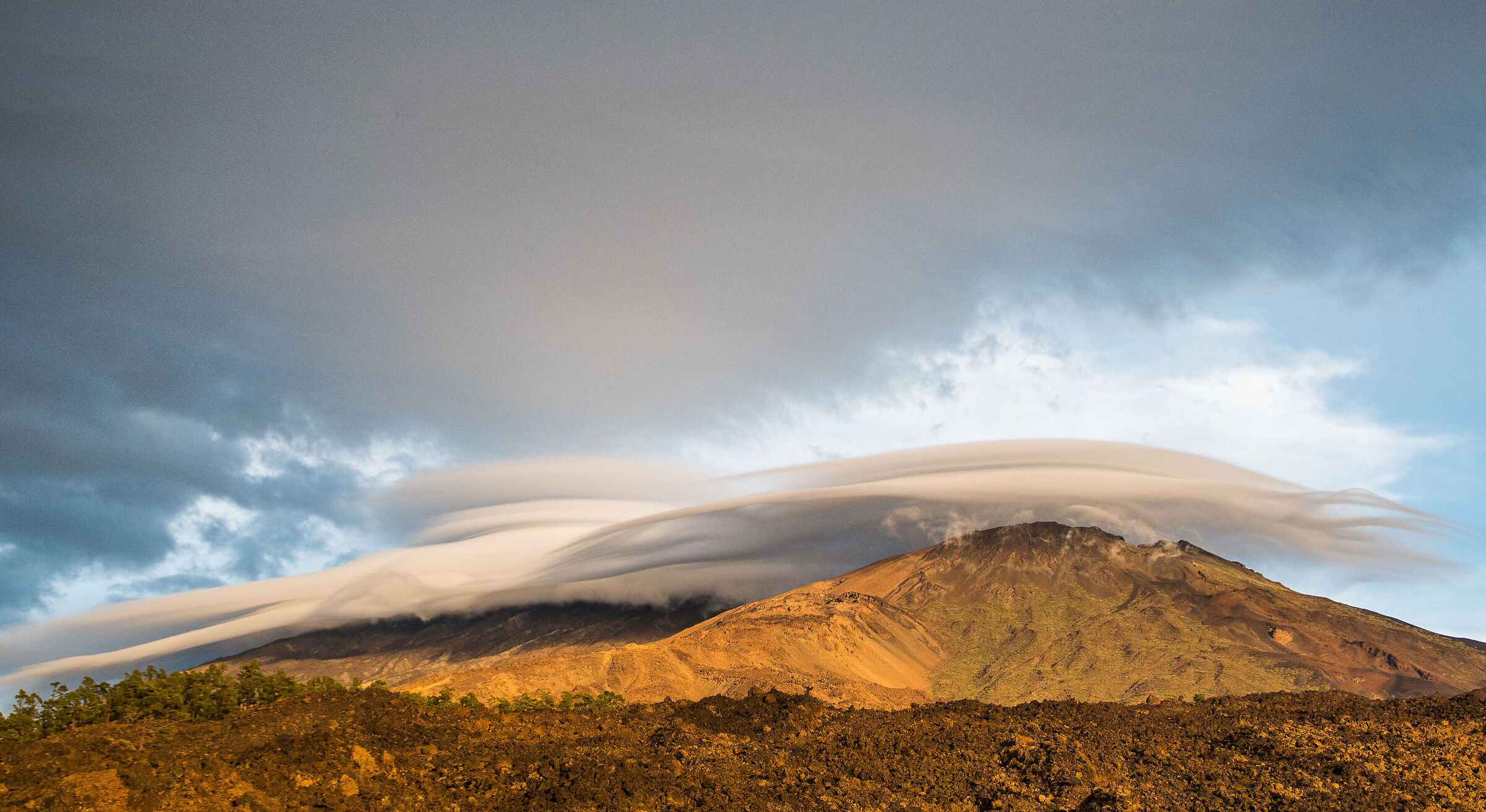 nuvole di lenticualr sul Teide...