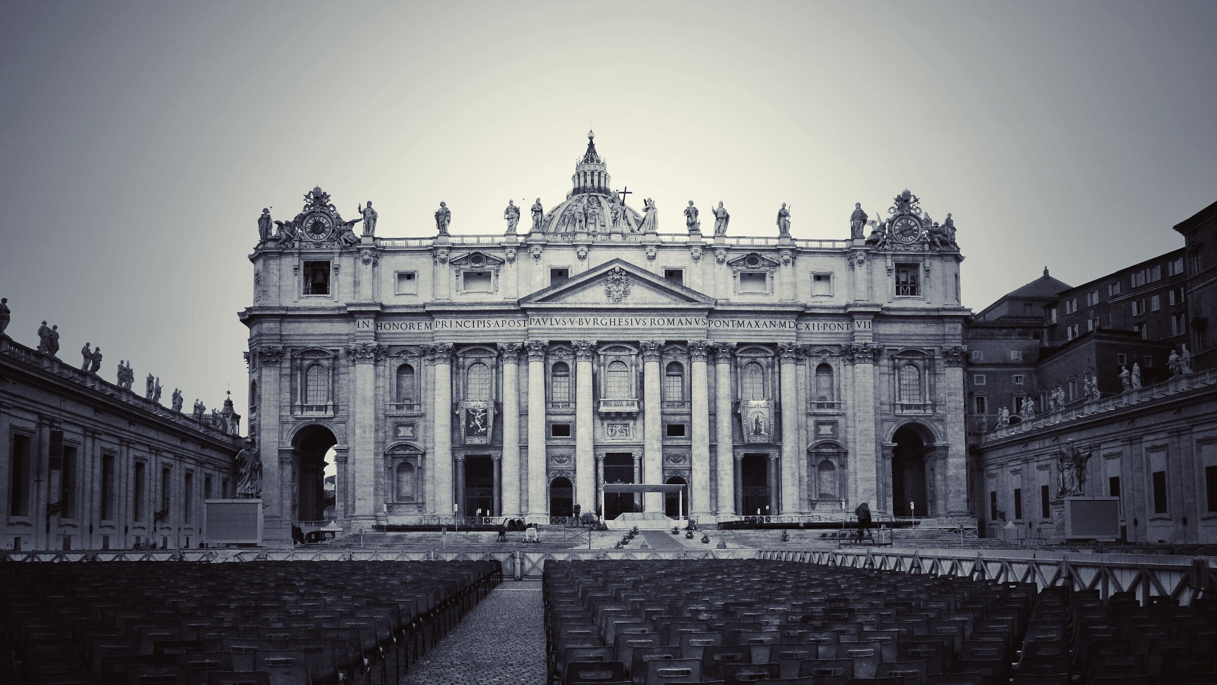 Vaticano in attesa dei fedeli...