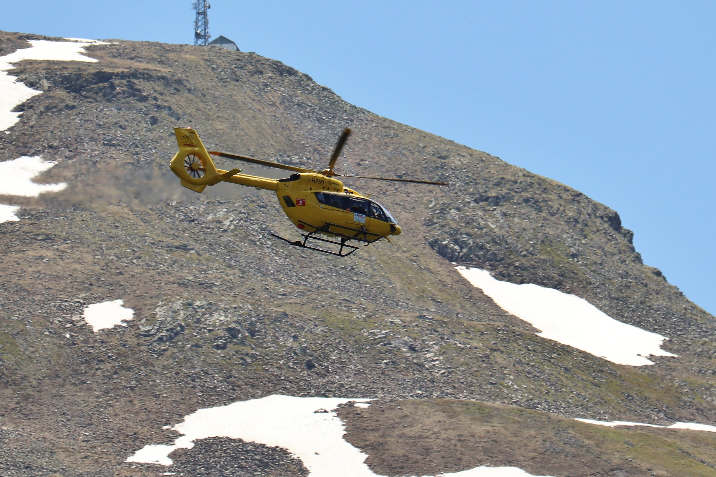 Eurocopter ec-145 in action...