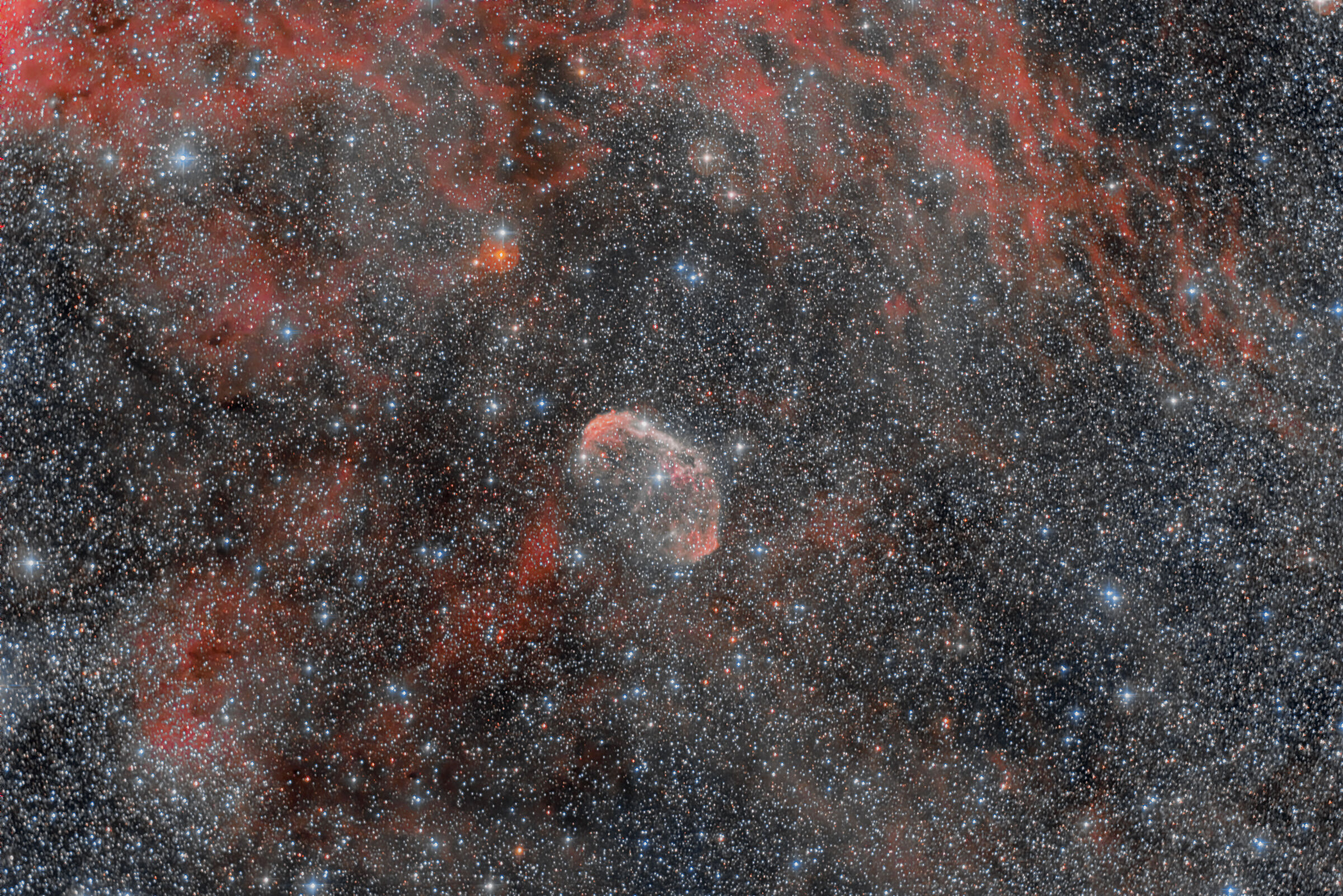 crescent nebula ngc 6888...