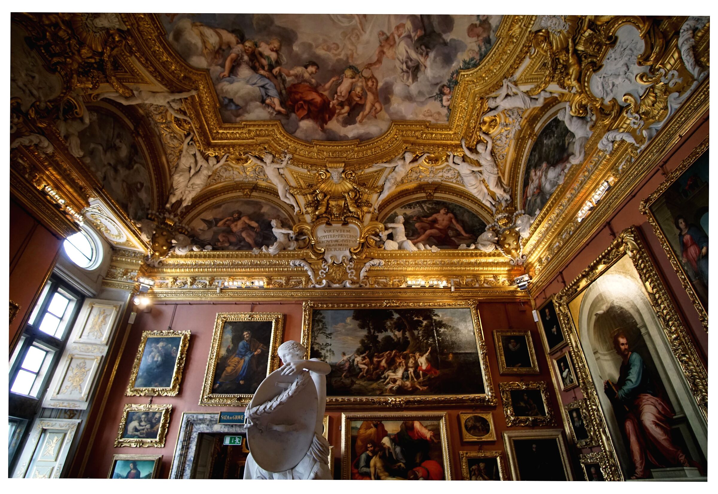 Palatine Gallery "Hall of Jupiter"...