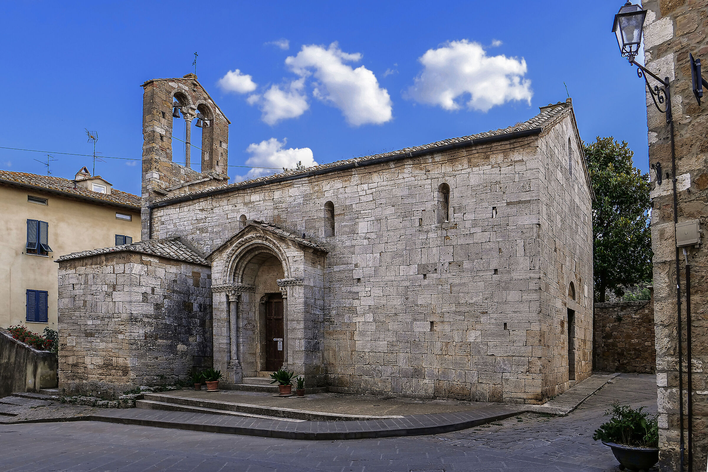 Chiesa di Santa Maria Assunta a San Quirico d'Orcia...