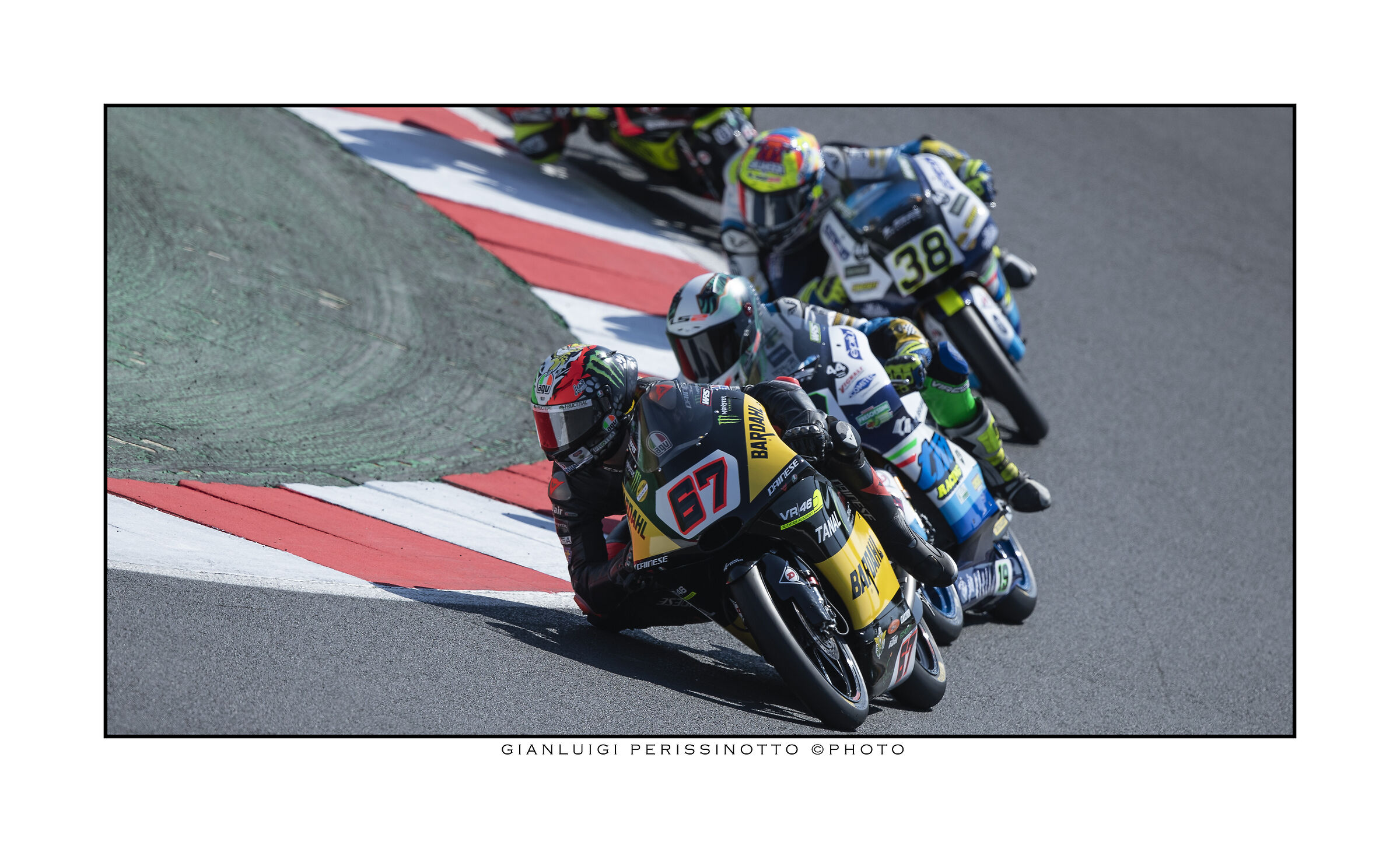 Moto3-Curve of the Chariot...