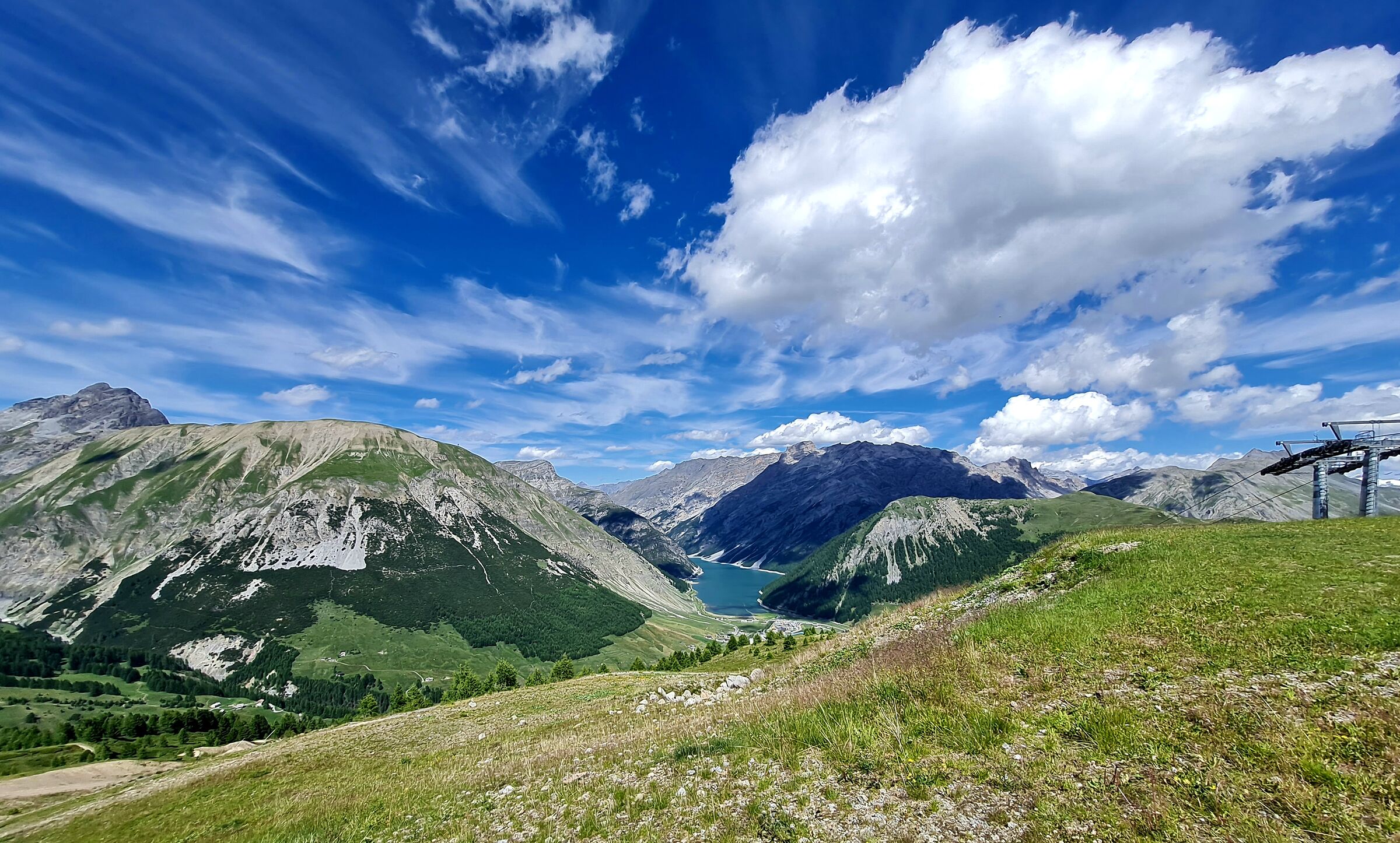 Clouds on the lake (Livigno)...