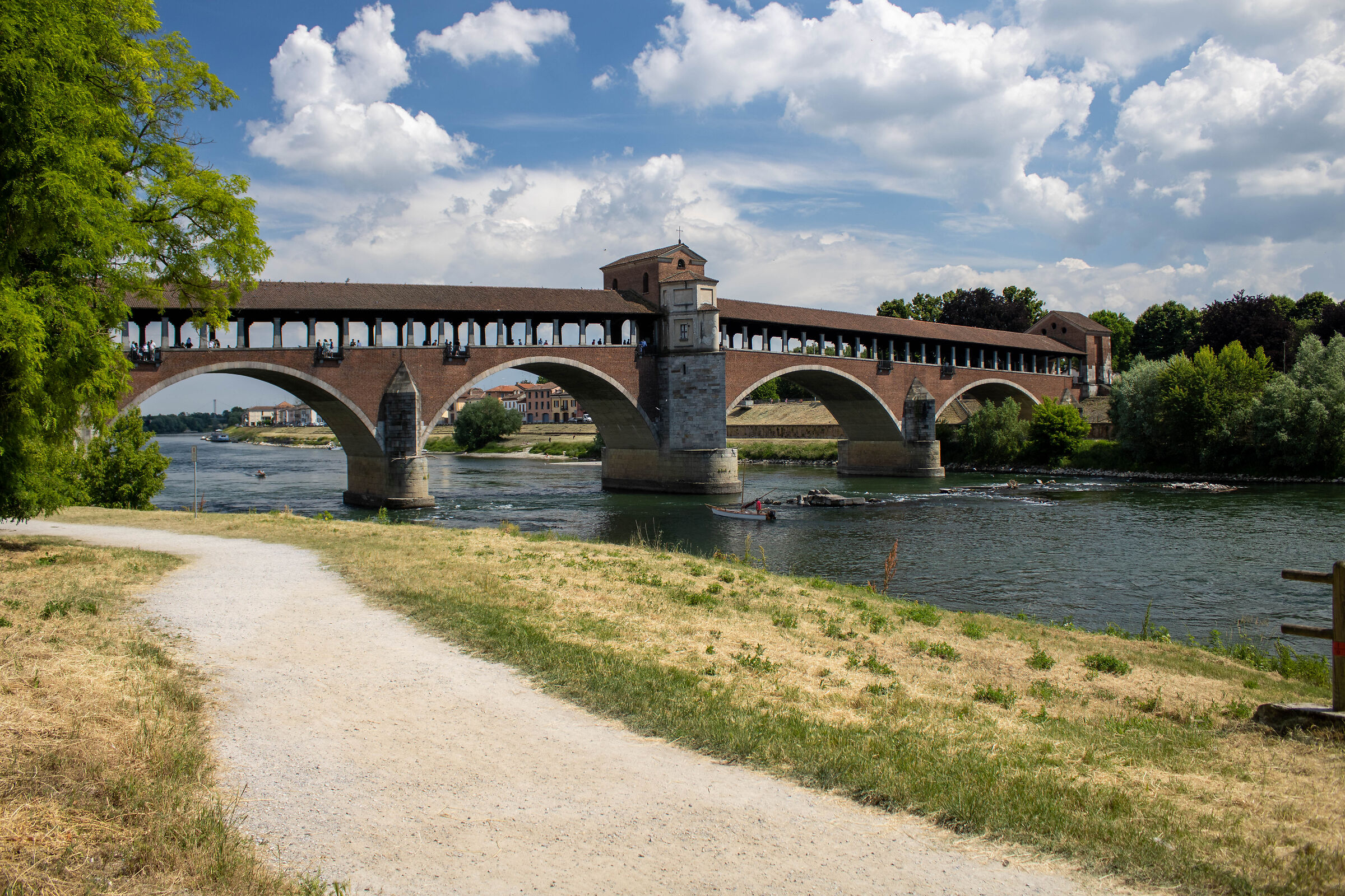 Covered bridge Pavia...