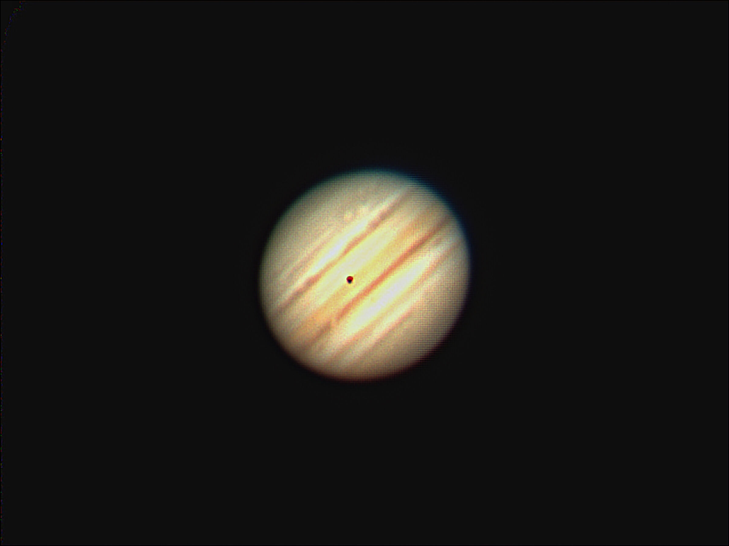 Jupiter, transit of the IO 1 satellite...