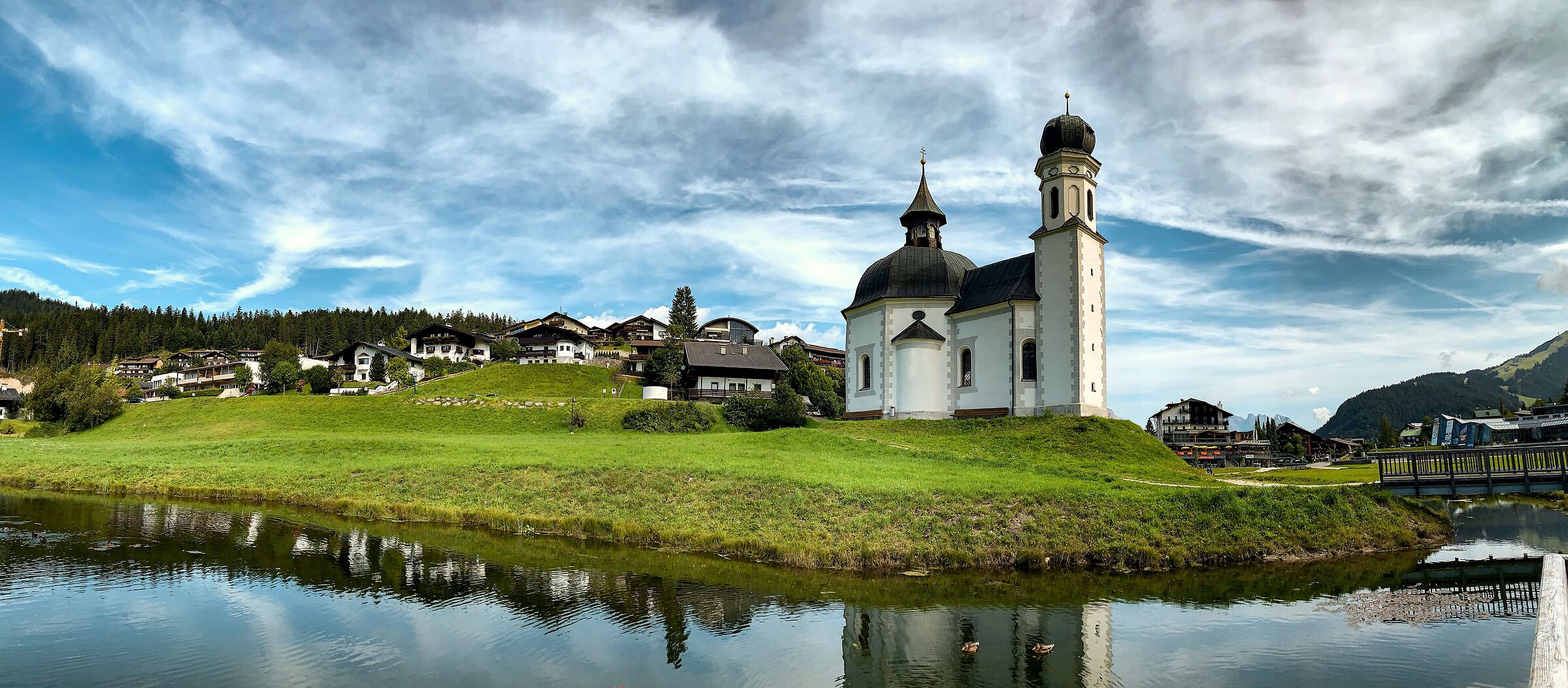 panoramica della cappella di Seefeld -Austria...