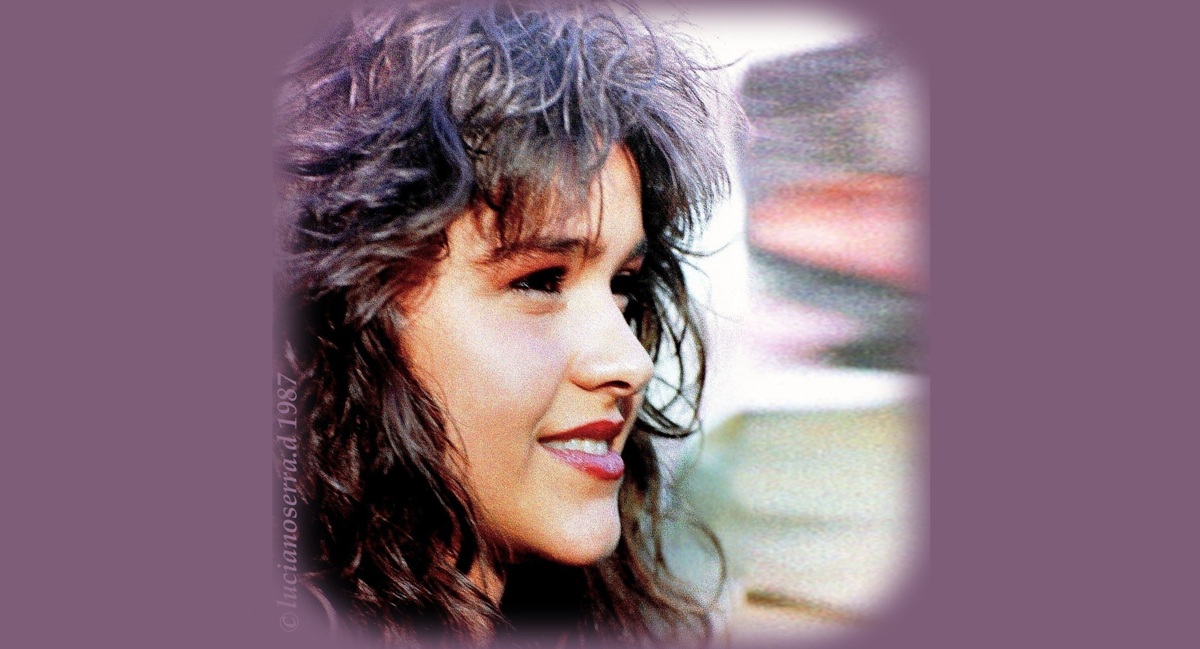 Simona... Miss Formula 1 1987...