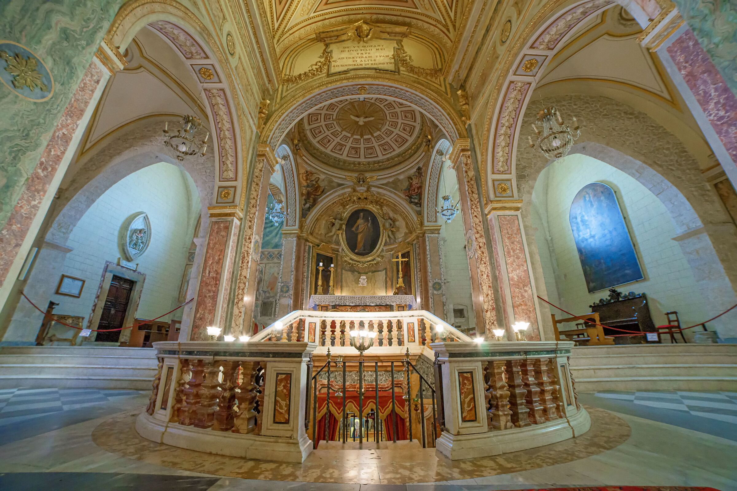 Basilica S. Maria Salomone,"la cripta" Veroli...