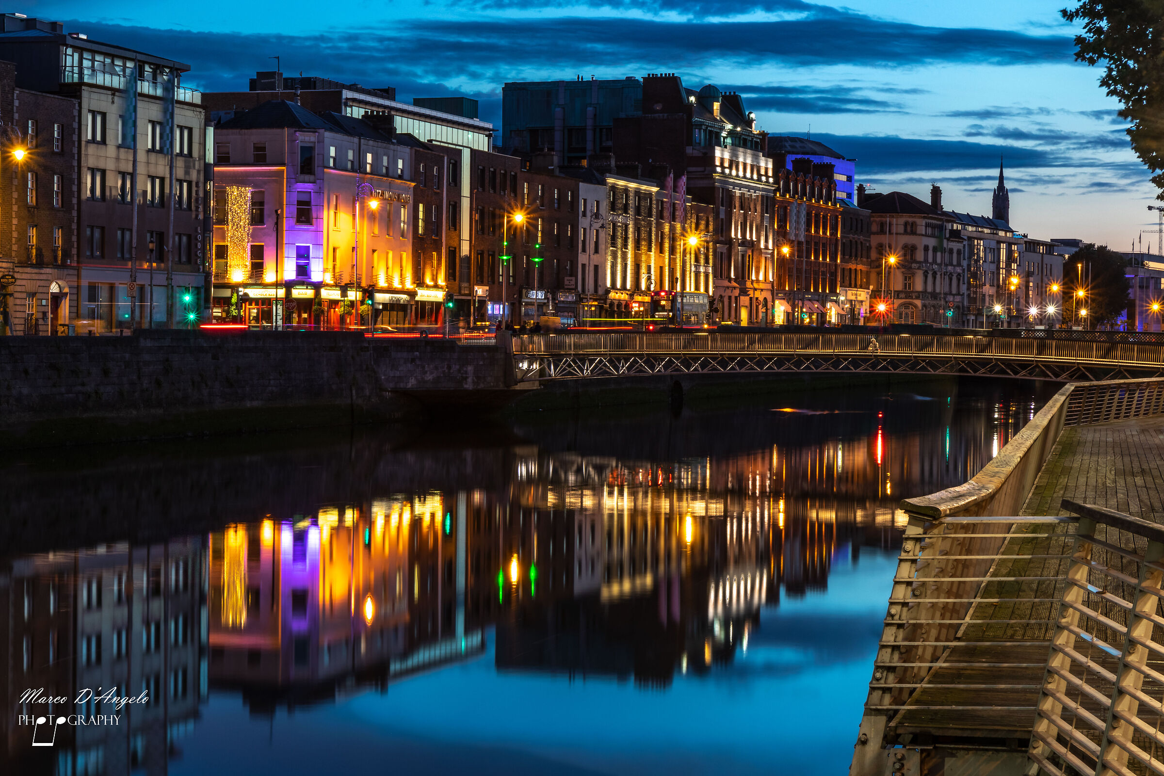 Dublin by night...